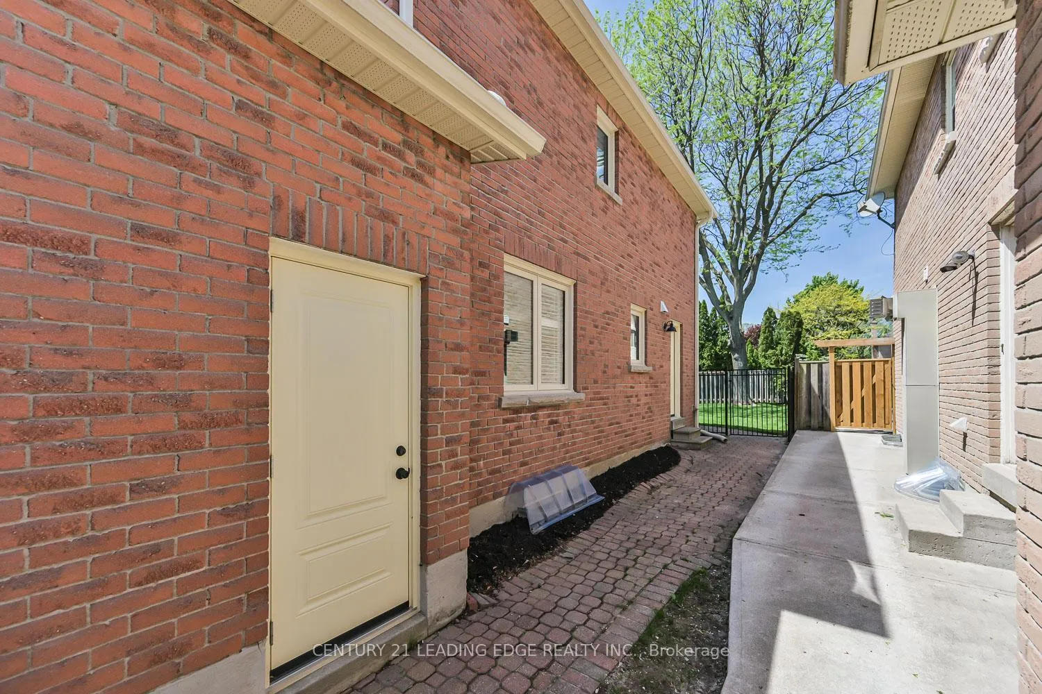 Photo 47 of 6 Dalecroft Circle, Markham, Unionville — HOMEH