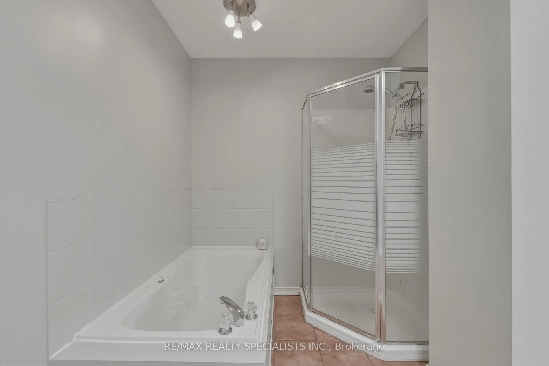 Photo 19 of 817 Syer Drive, Milton, Timberlea — HOMEH