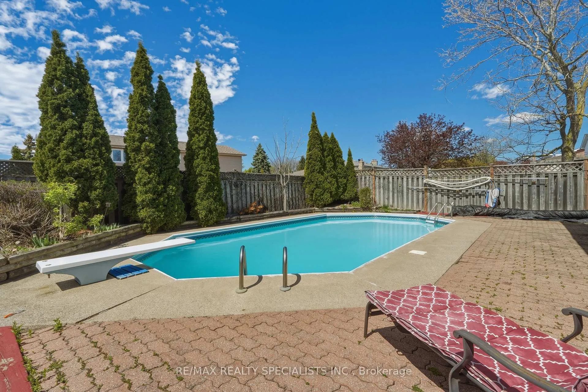 Photo 45 of 817 Syer Drive, Milton, Timberlea — HOMEH