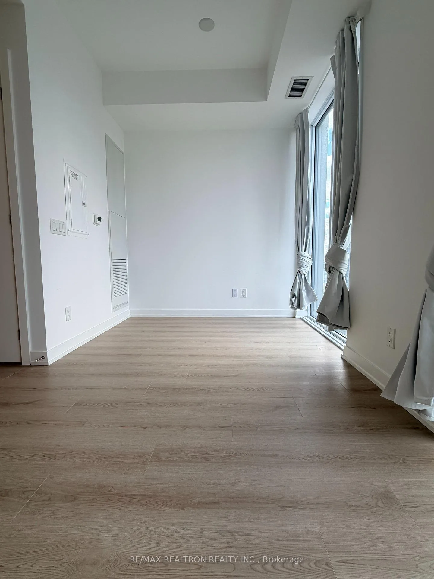 Photo 16 of Unit 2912, 100 Queen Street E, Toronto, Church-Yonge Corridor — HOMEH