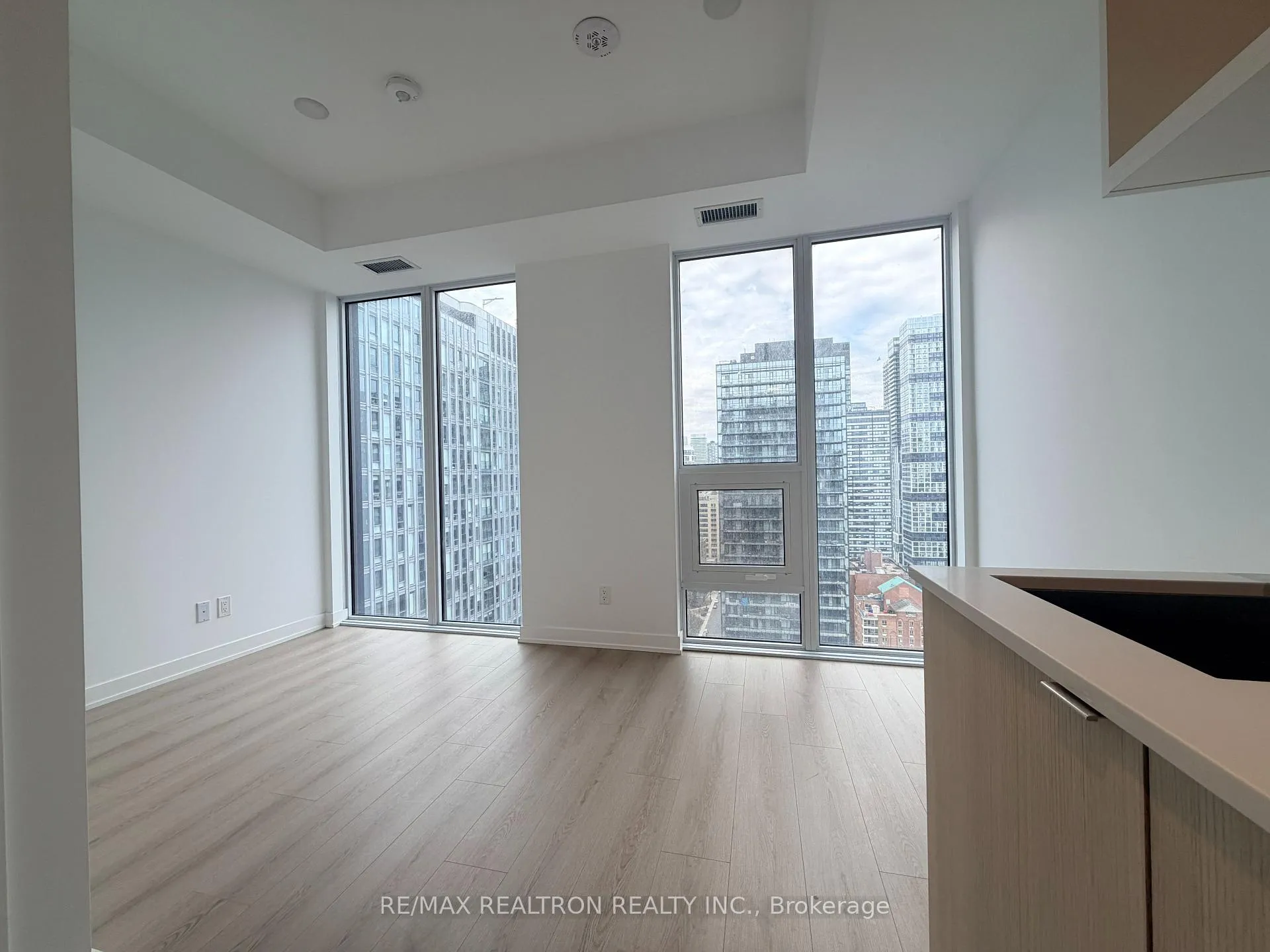 Photo 20 of Unit 2912, 100 Queen Street E, Toronto, Church-Yonge Corridor — HOMEH