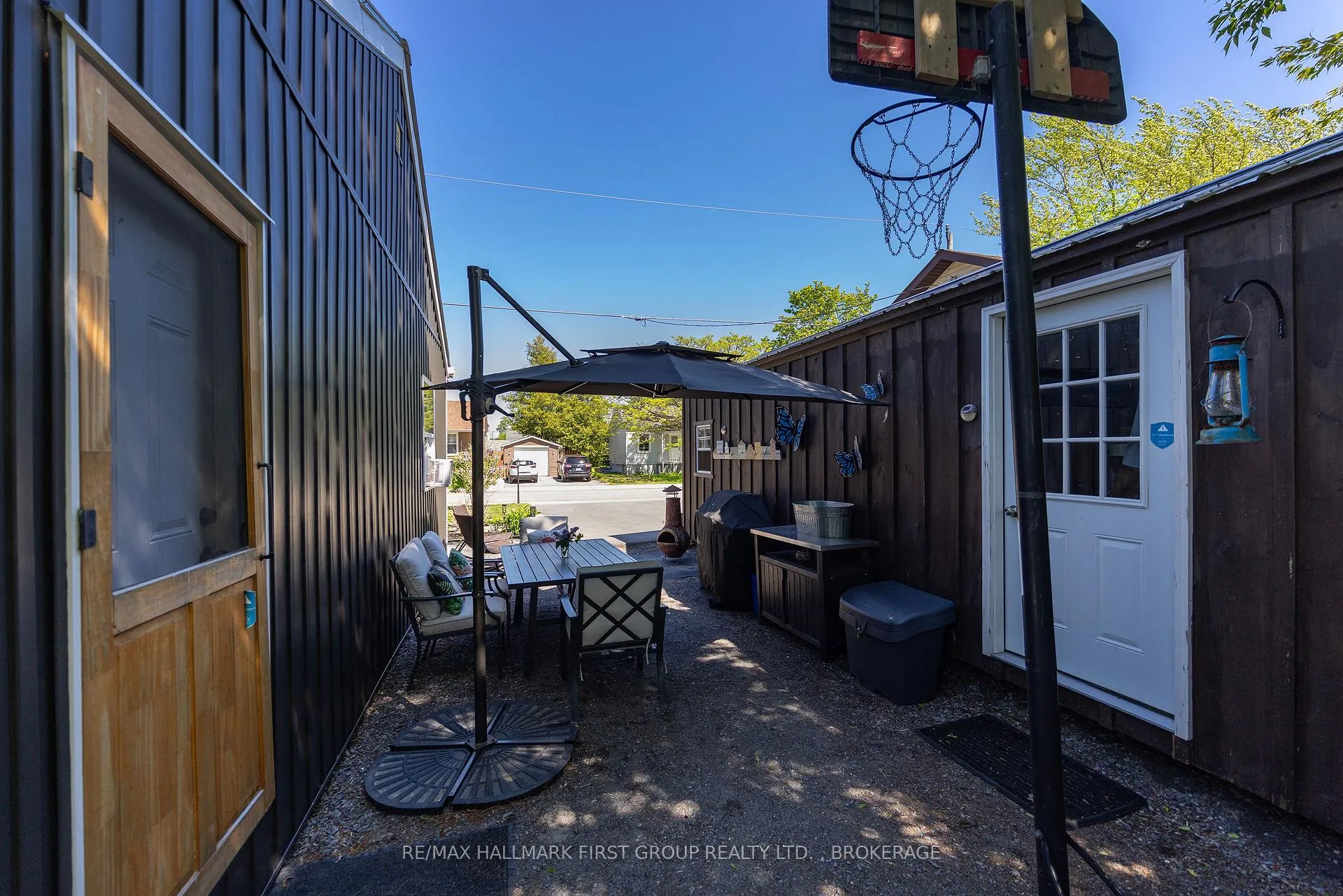 Photo 4 of 488 Nelson Street, Kingston, East of Sir John A. Blvd — HOMEH