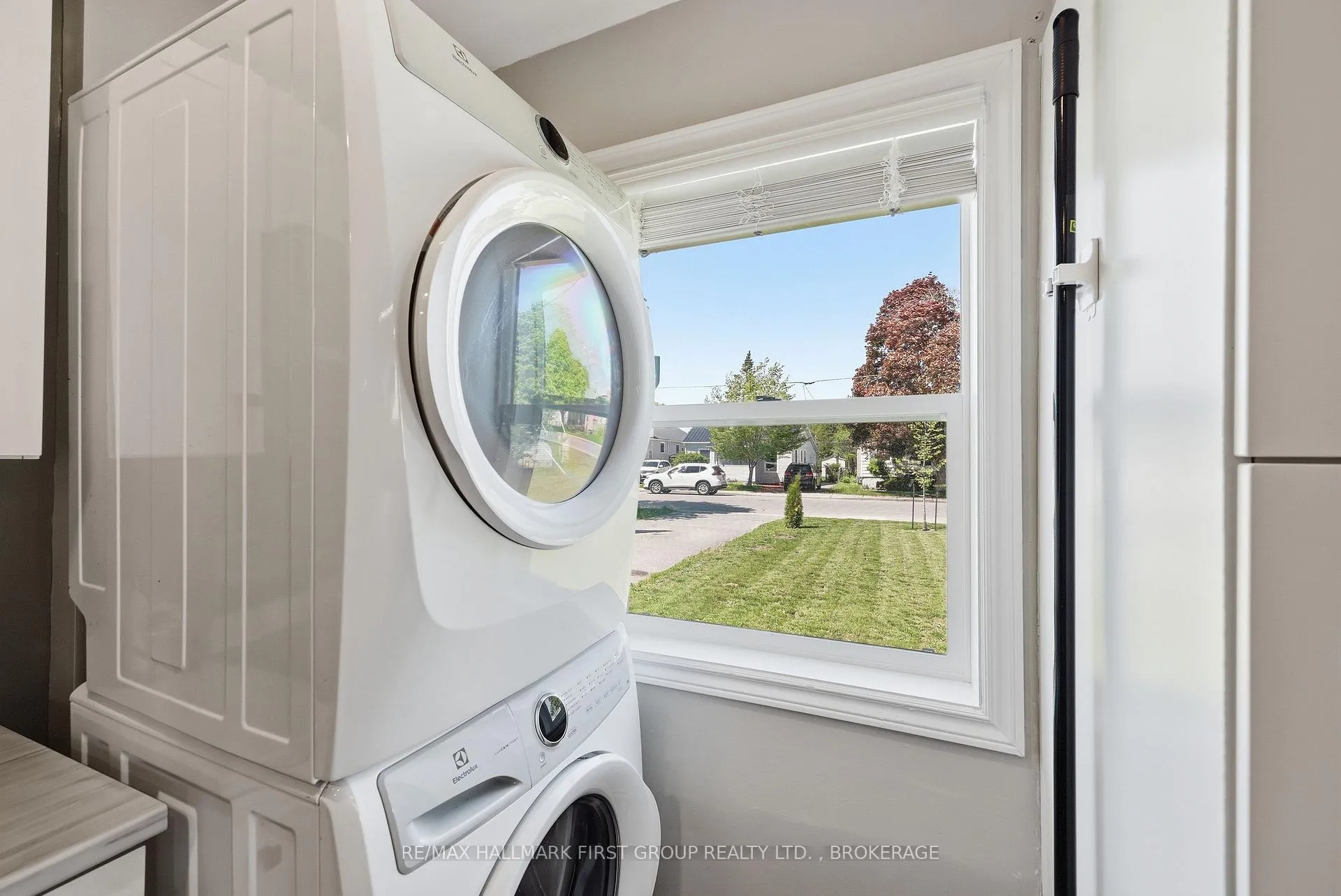 Photo 14 of 488 Nelson Street, Kingston, East of Sir John A. Blvd — HOMEH