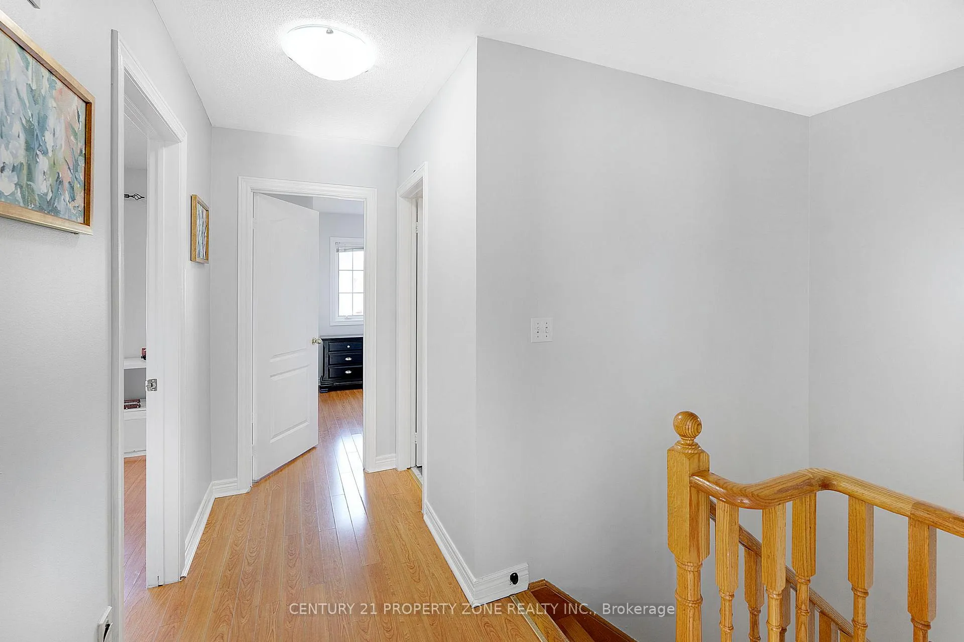 Photo 18 of 24 Signet Way, Vaughan, Vellore Village — HOMEH