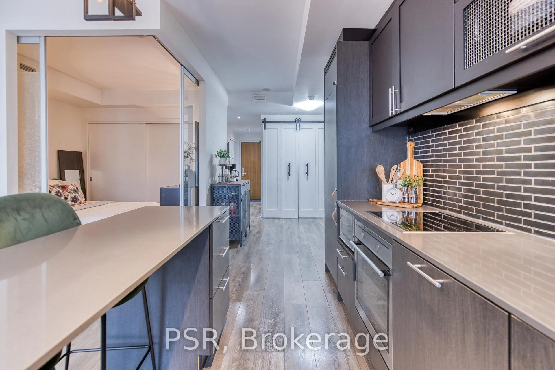 Photo 3 of 783 Bathurst Street, Toronto, University — HOMEH