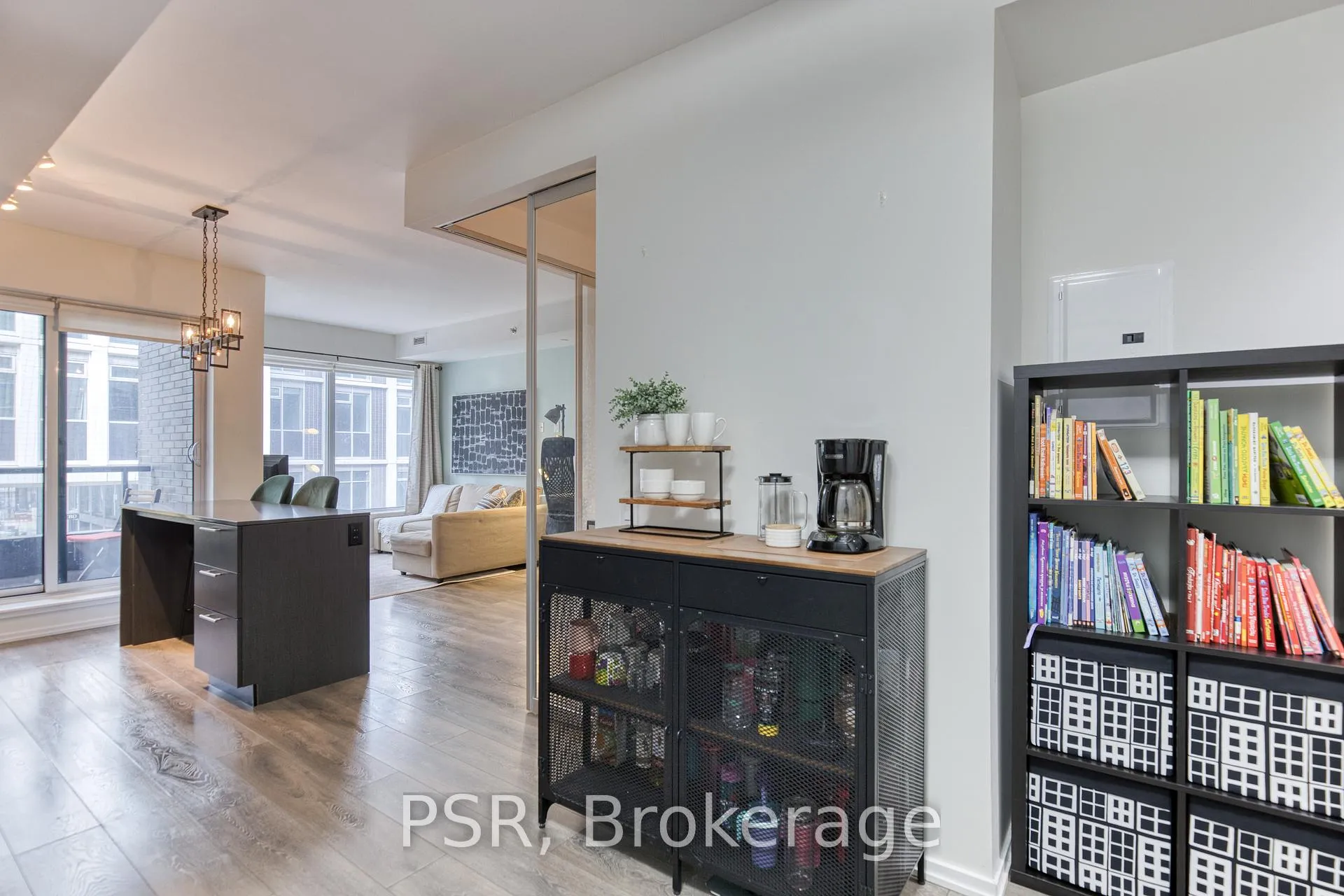 Photo 10 of 783 Bathurst Street, Toronto, University — HOMEH