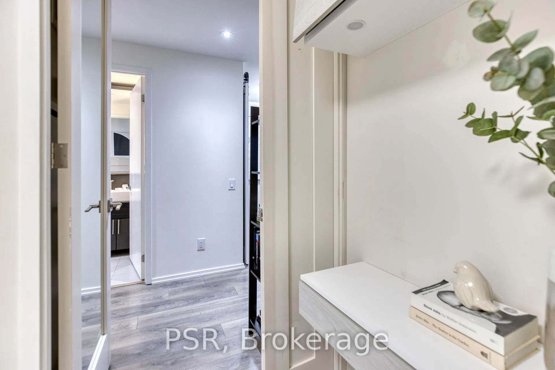 Photo 18 of 783 Bathurst Street, Toronto, University — HOMEH
