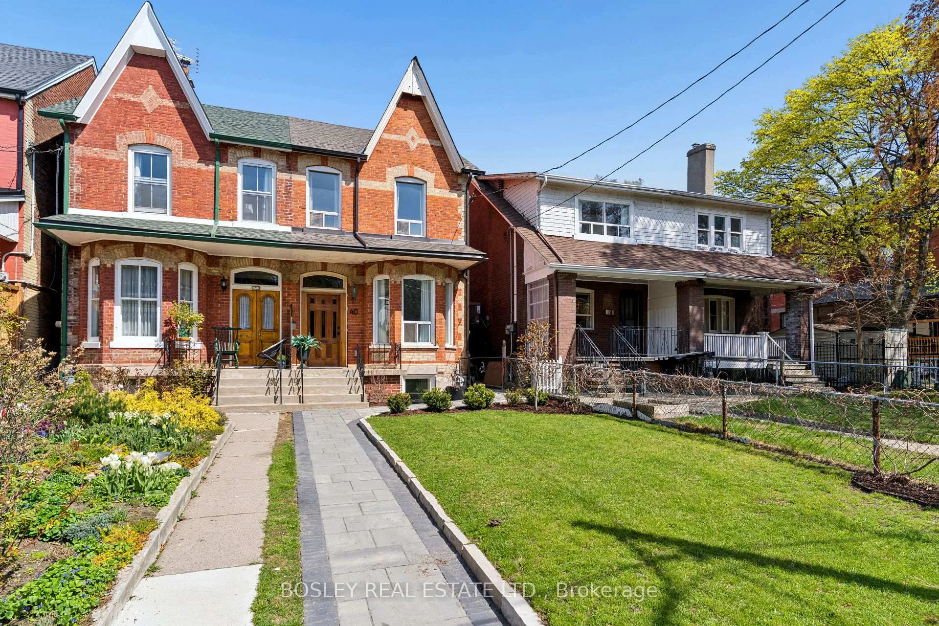 Photo 2 of 40 Halton Street, Toronto, Trinity-Bellwoods — HOMEH