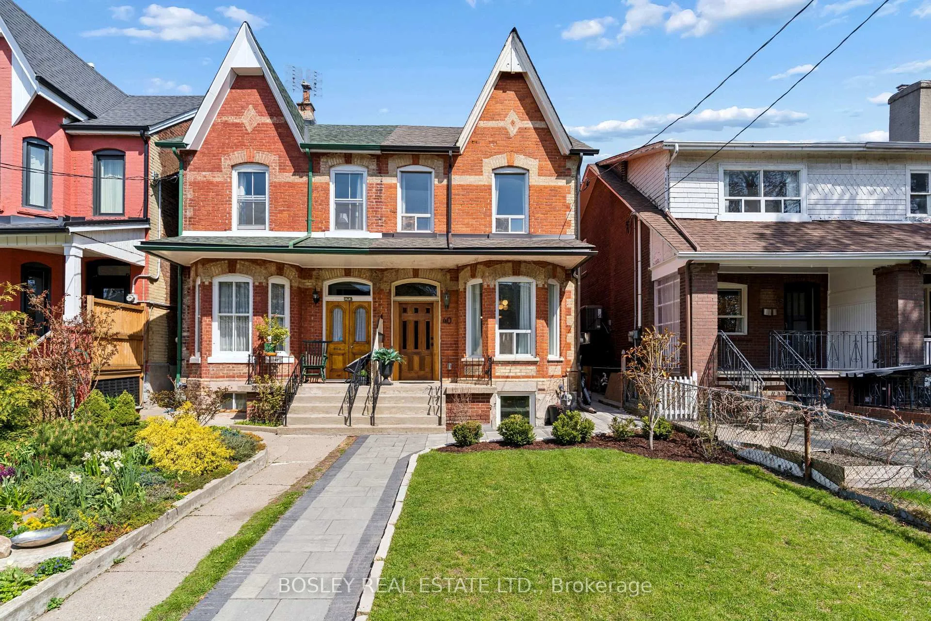 Photo 3 of 40 Halton Street, Toronto, Trinity-Bellwoods — HOMEH