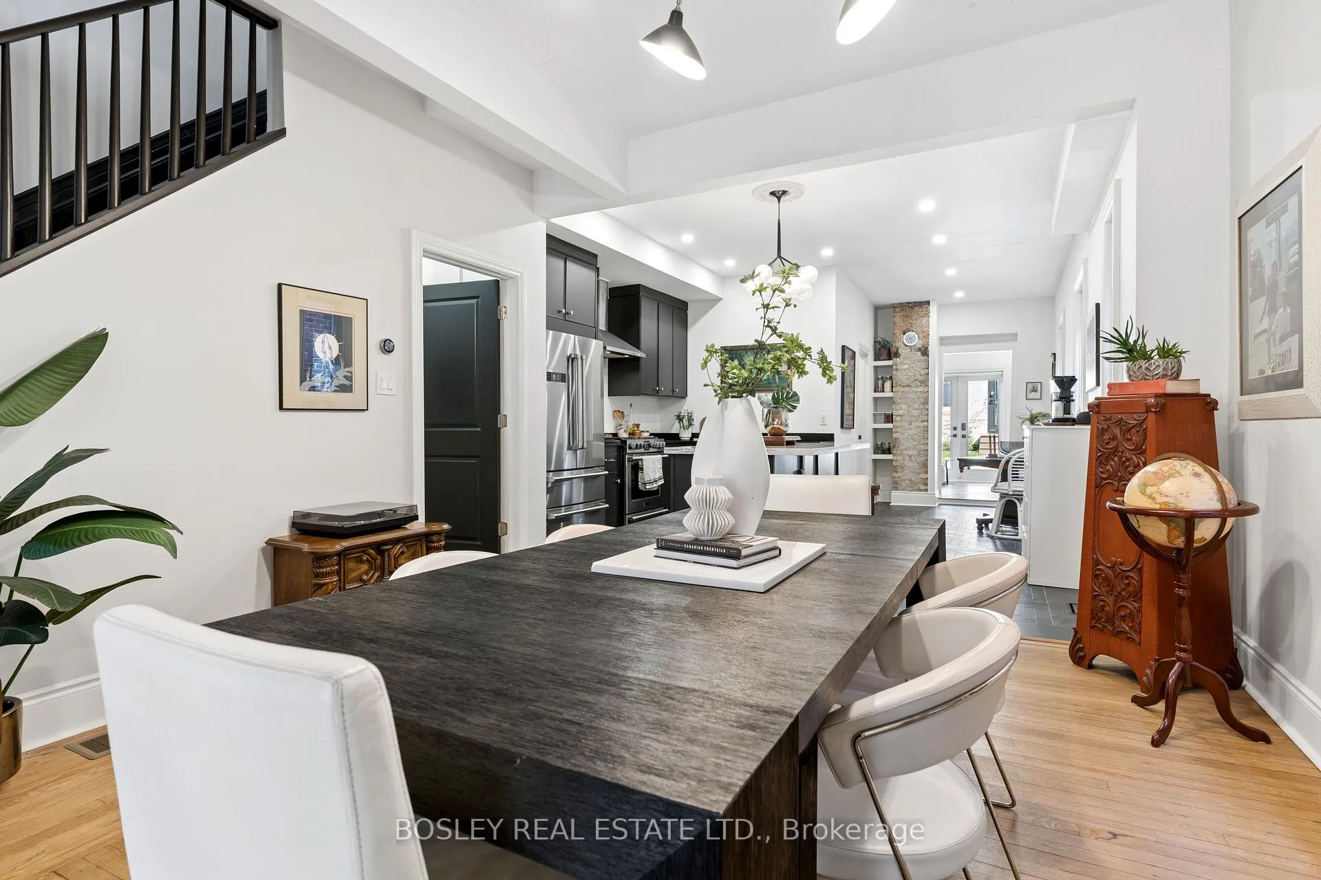 Photo 11 of 40 Halton Street, Toronto, Trinity-Bellwoods — HOMEH