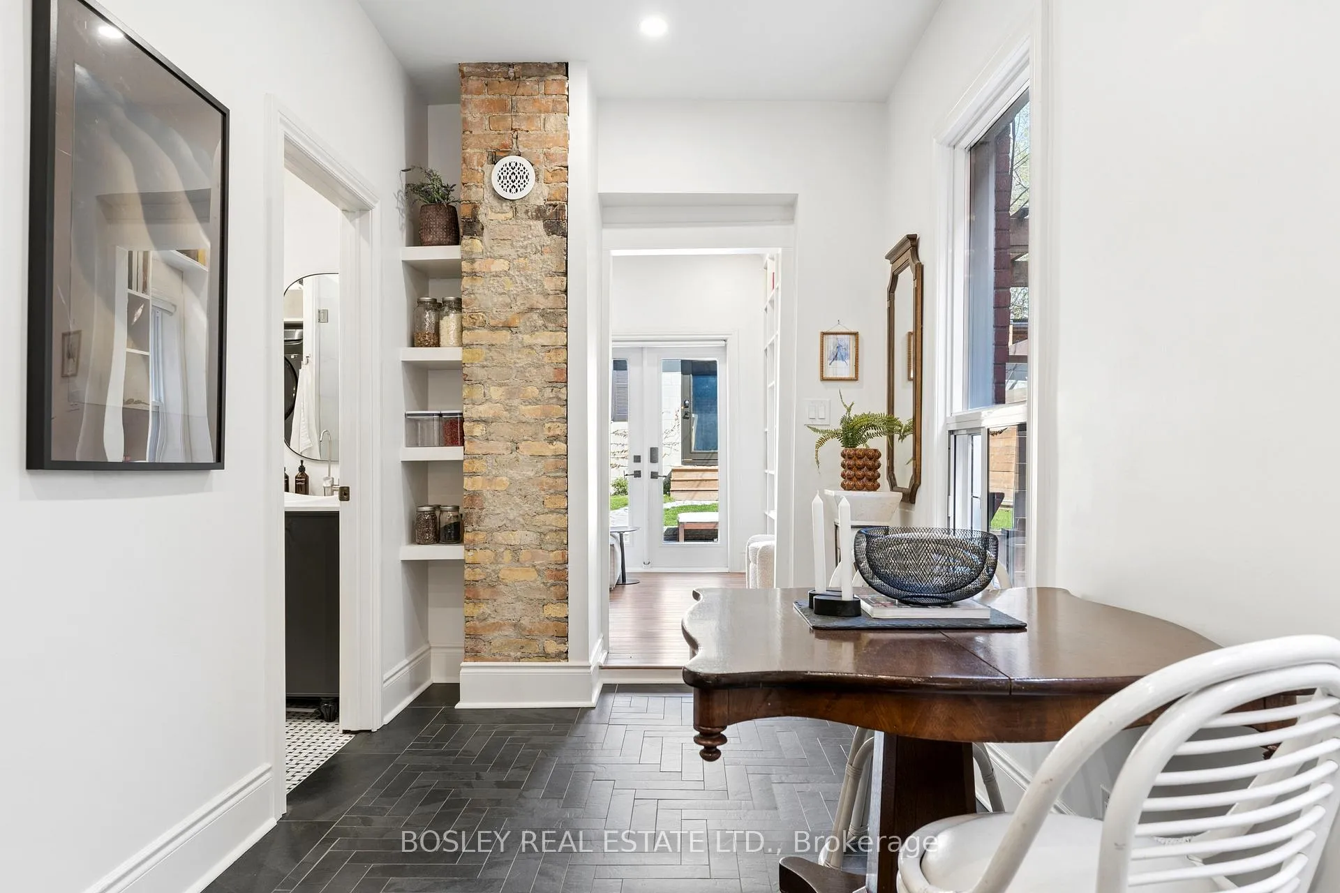Photo 16 of 40 Halton Street, Toronto, Trinity-Bellwoods — HOMEH