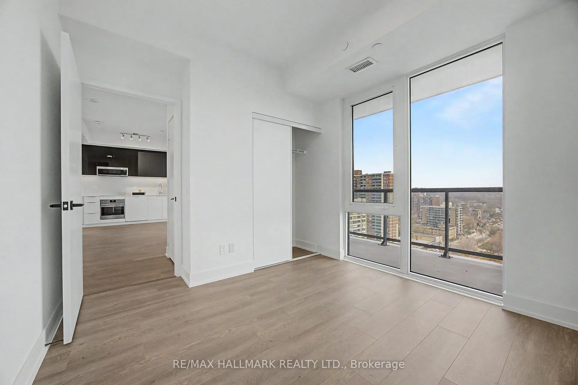 Photo 10 of Unit 1711, 308 Jarvis Street, Toronto, Church-Yonge Corridor — HOMEH