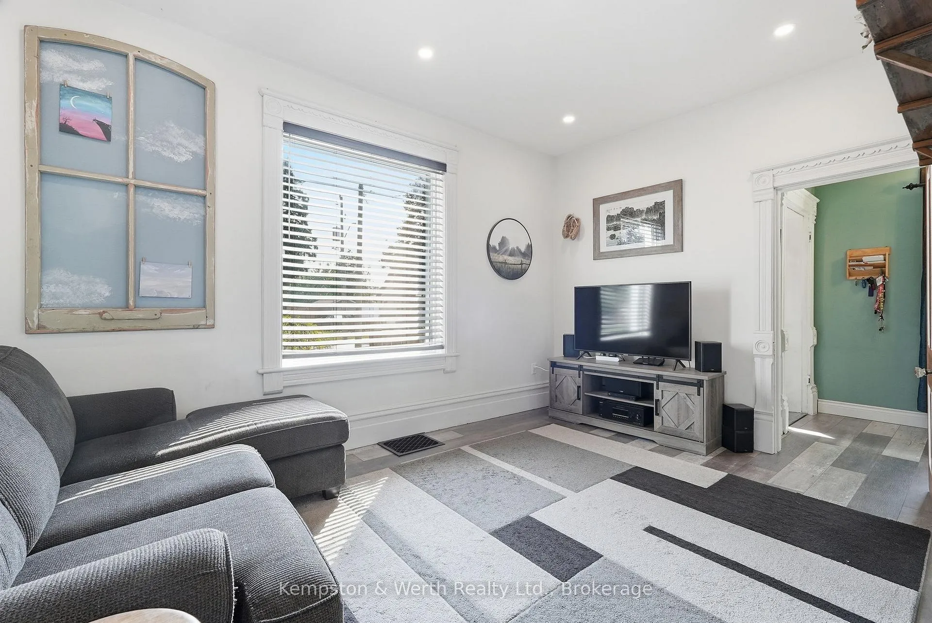 Photo 10 of 545 Main Street E, North Perth, Listowel — HOMEH