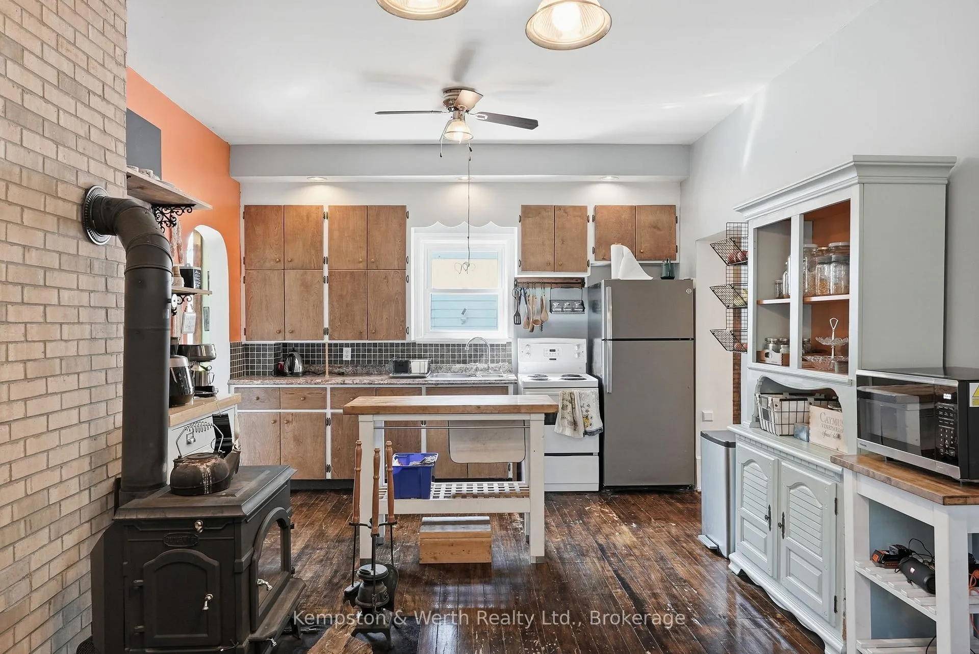 Photo 14 of 545 Main Street E, North Perth, Listowel — HOMEH