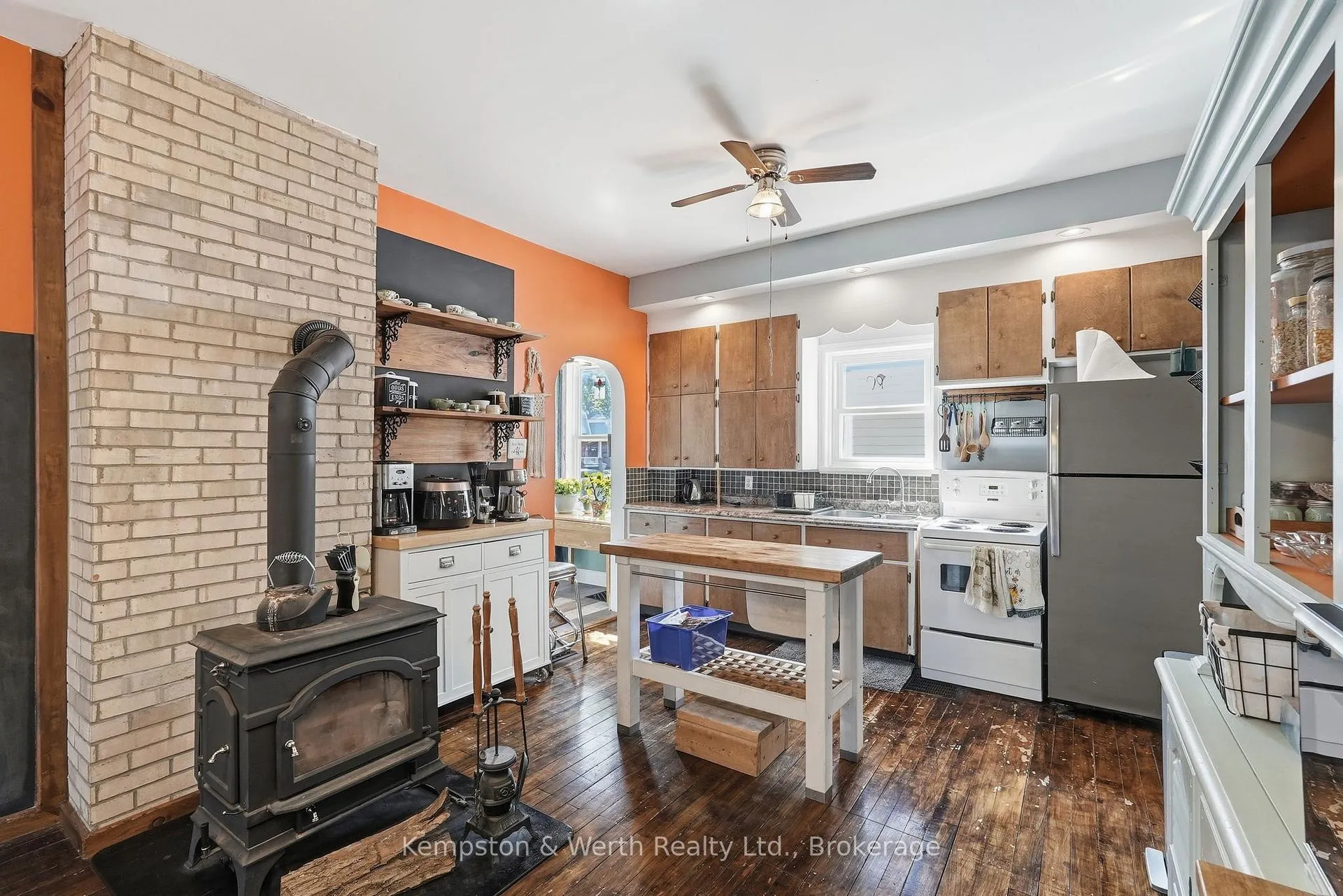 Photo 16 of 545 Main Street E, North Perth, Listowel — HOMEH