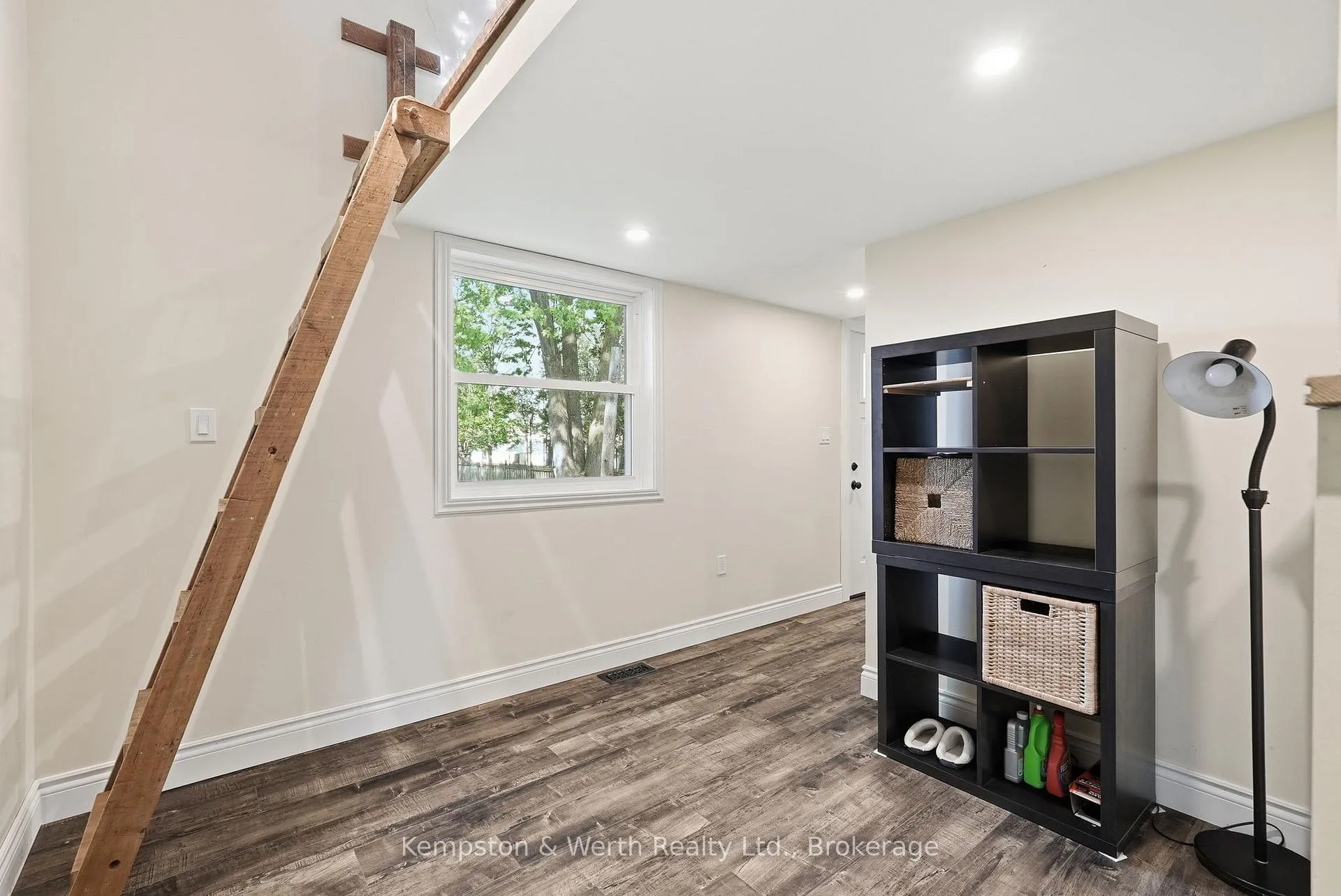 Photo 21 of 545 Main Street E, North Perth, Listowel — HOMEH
