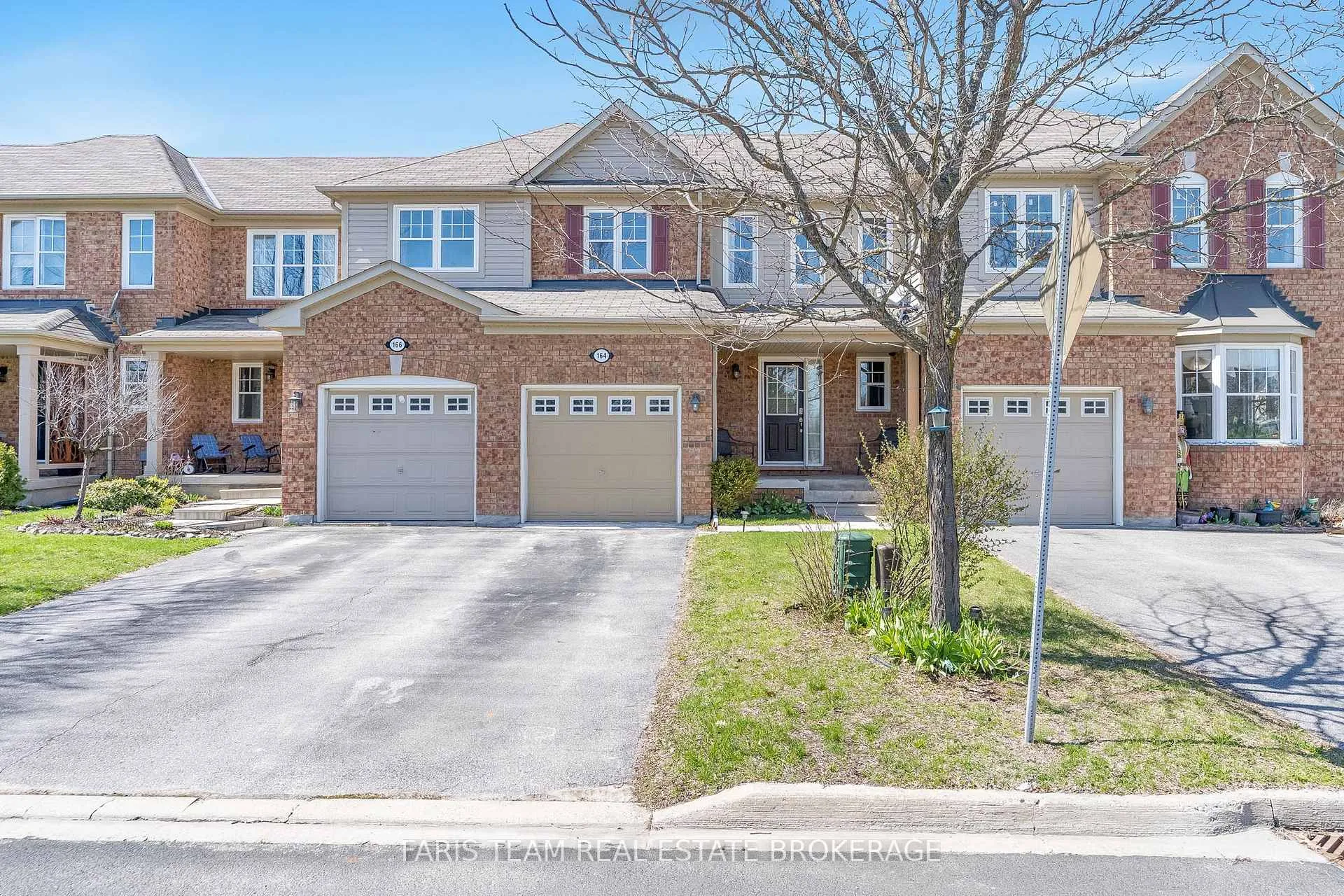 Photo 1 of 164 John W Taylor Avenue, New Tecumseth, Alliston — HOMEH