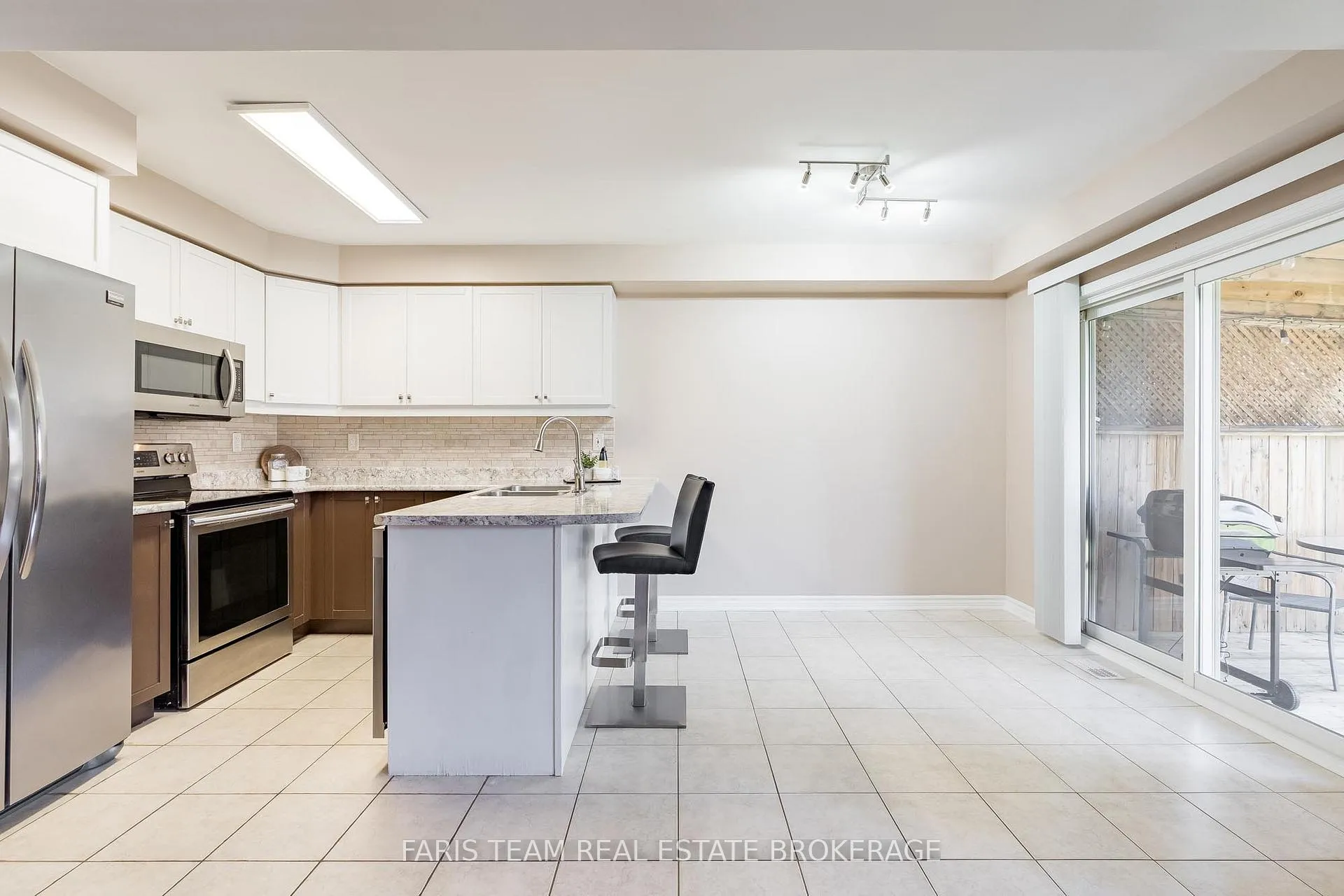 Photo 8 of 164 John W Taylor Avenue, New Tecumseth, Alliston — HOMEH