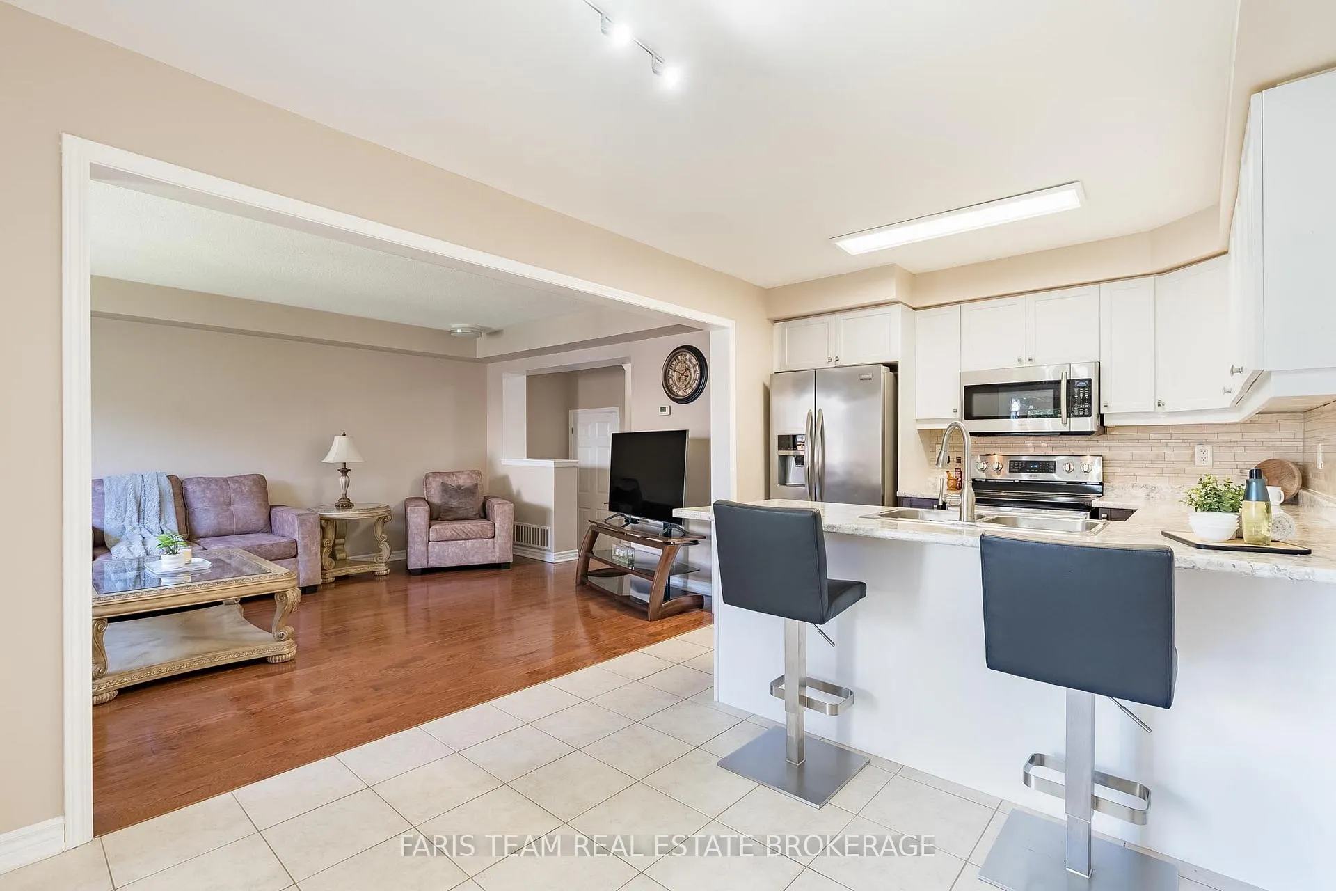 Photo 15 of 164 John W Taylor Avenue, New Tecumseth, Alliston — HOMEH