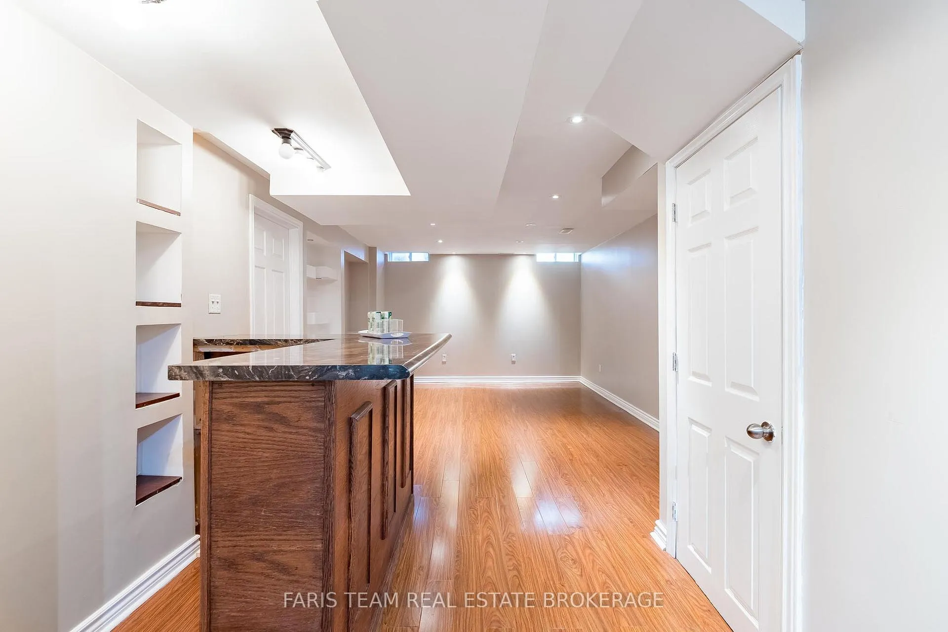 Photo 26 of 164 John W Taylor Avenue, New Tecumseth, Alliston — HOMEH