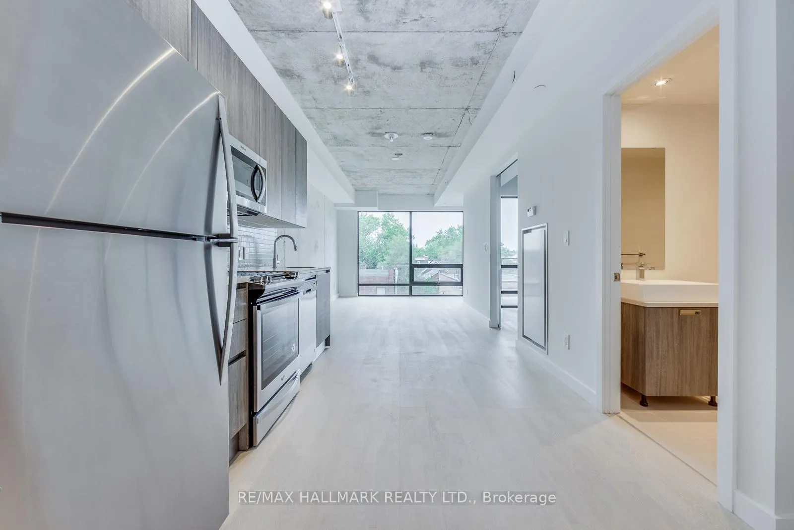 Photo 9 of Unit 419, 246 Logan Avenue, Toronto, South Riverdale — HOMEH
