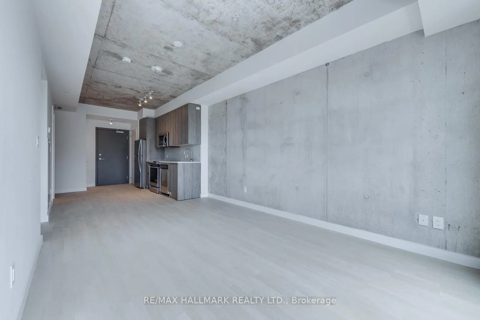 Photo 15 of Unit 419, 246 Logan Avenue, Toronto, South Riverdale — HOMEH