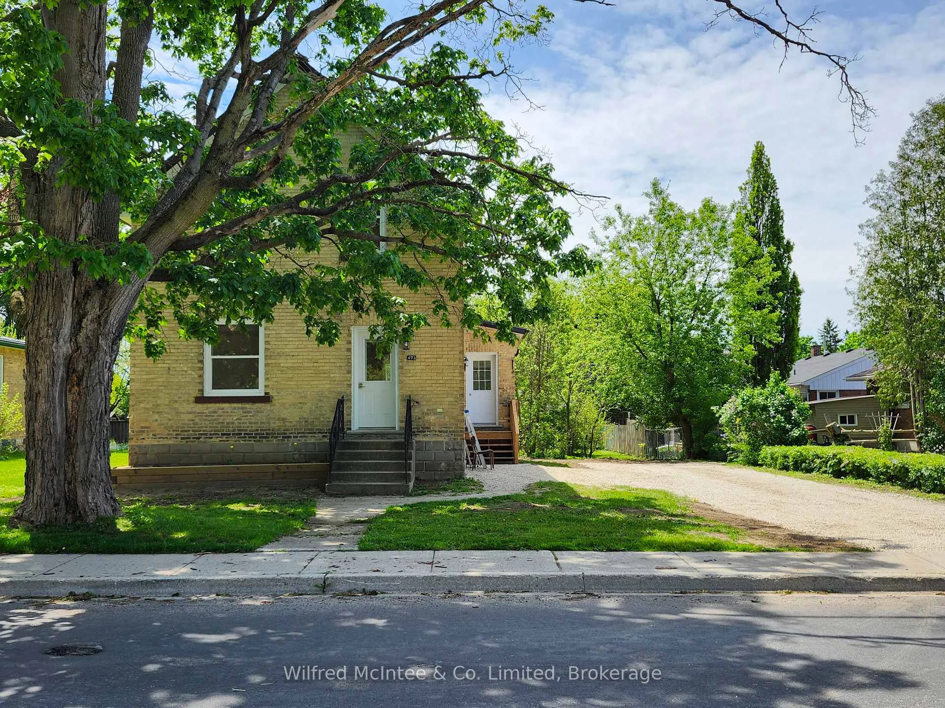 Photo of 471 9TH Street