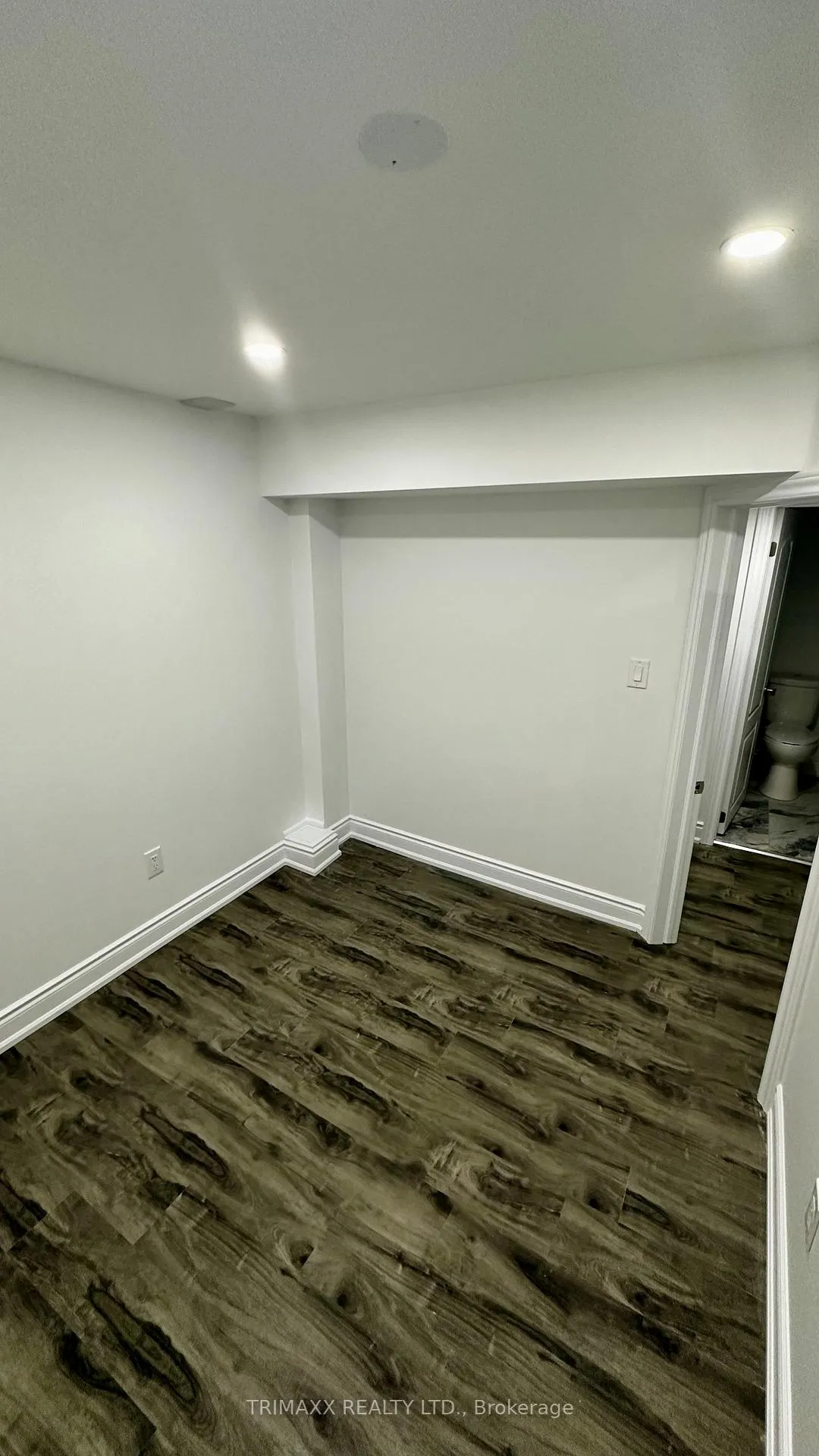 Photo 5 of Unit Basement, 68 Ural Circle, Brampton, Sandringham-Wellington — HOMEH