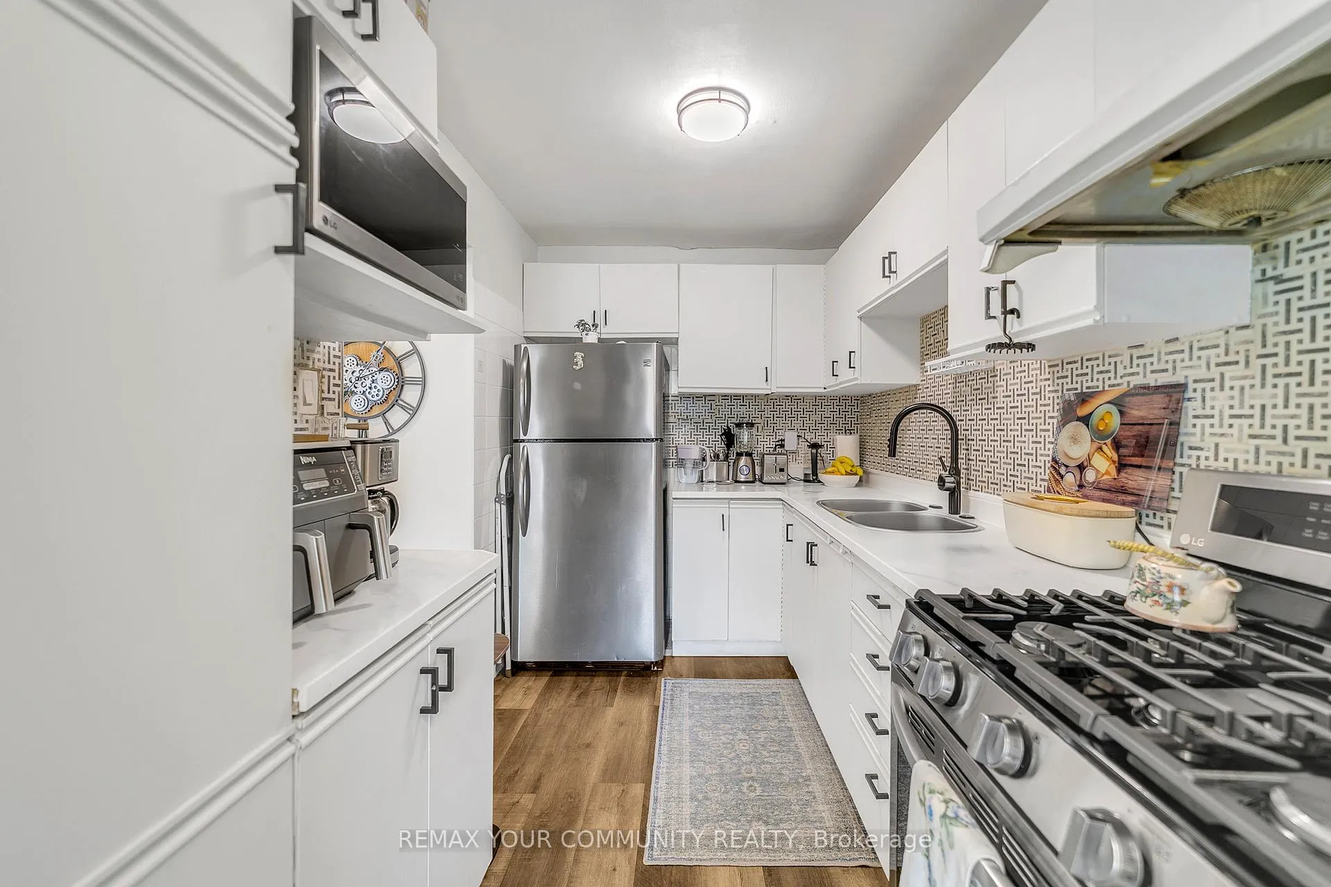 Photo 14 of 23 Bowman Way, Markham, Aileen-Willowbrook — HOMEH