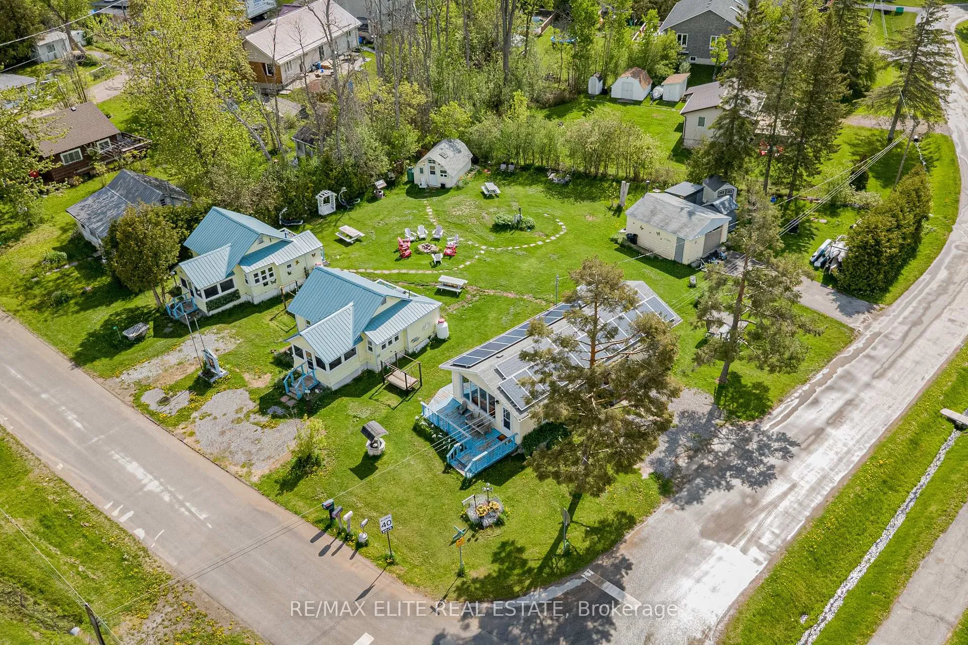 Photo 1 of 10 Alexander Avenue, Kawartha Lakes, Fenelon — HOMEH