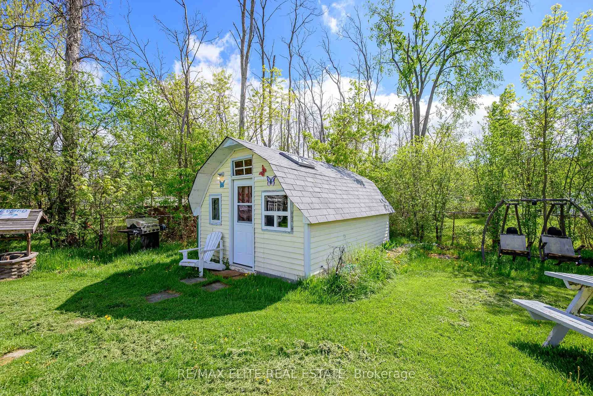 Photo 51 of 10 Alexander Avenue, Kawartha Lakes, Fenelon — HOMEH