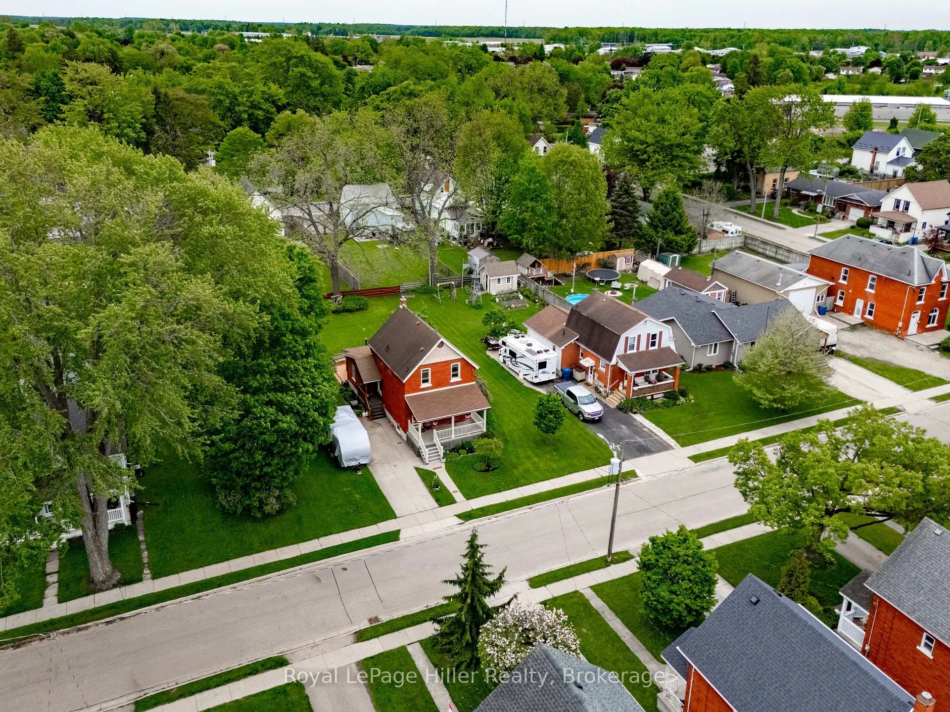 Photo 4 of 279 Nelson Street, Stratford — HOMEH