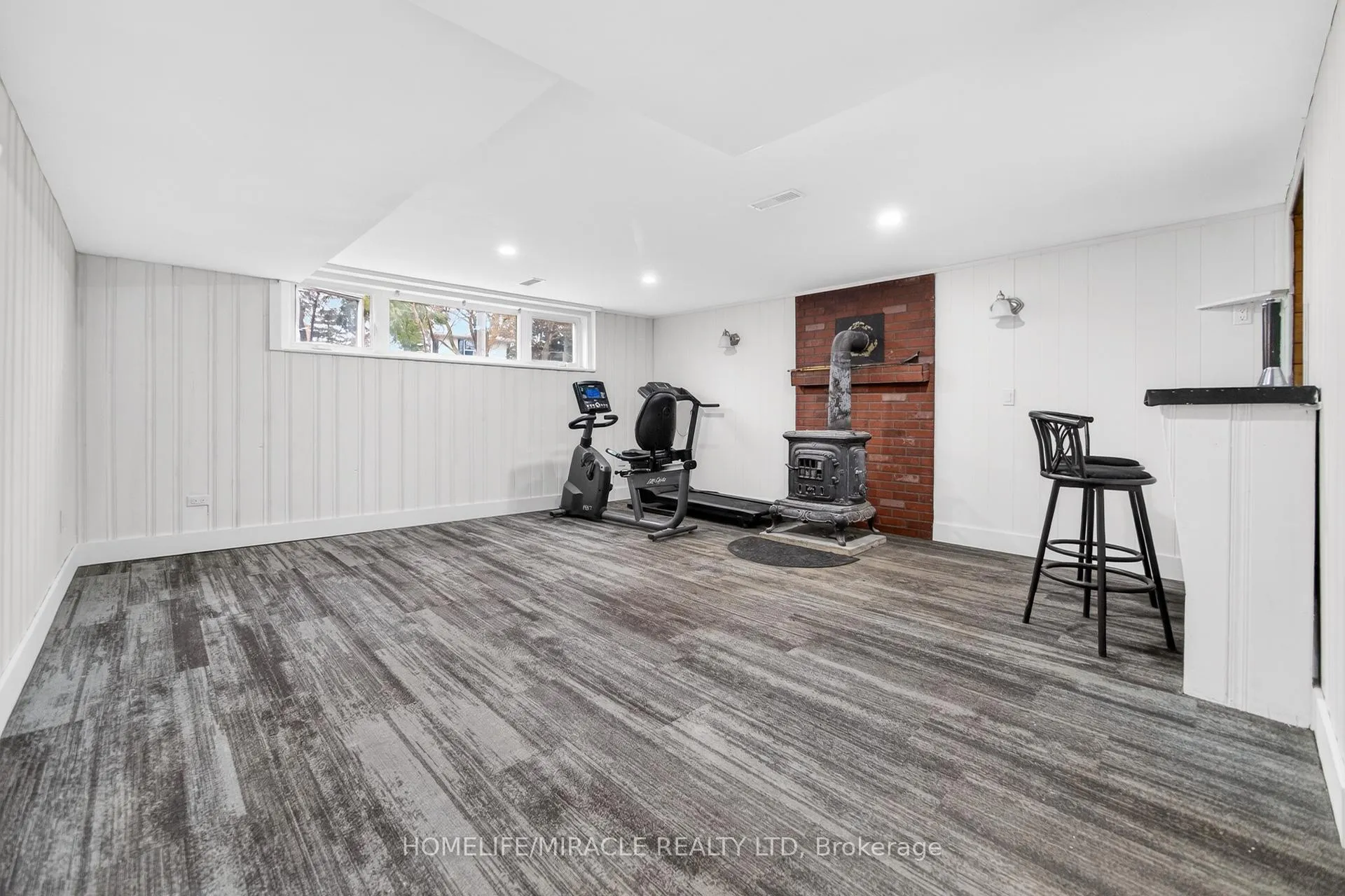 Photo 38 of 81 Watson Crescent, Brampton, Brampton East — HOMEH