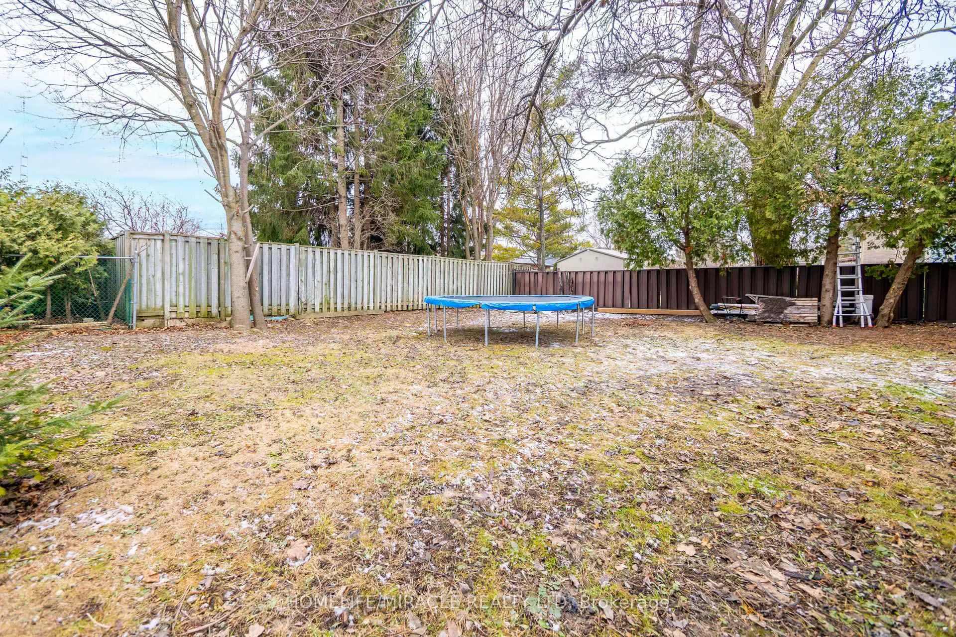 Photo 48 of 81 Watson Crescent, Brampton, Brampton East — HOMEH
