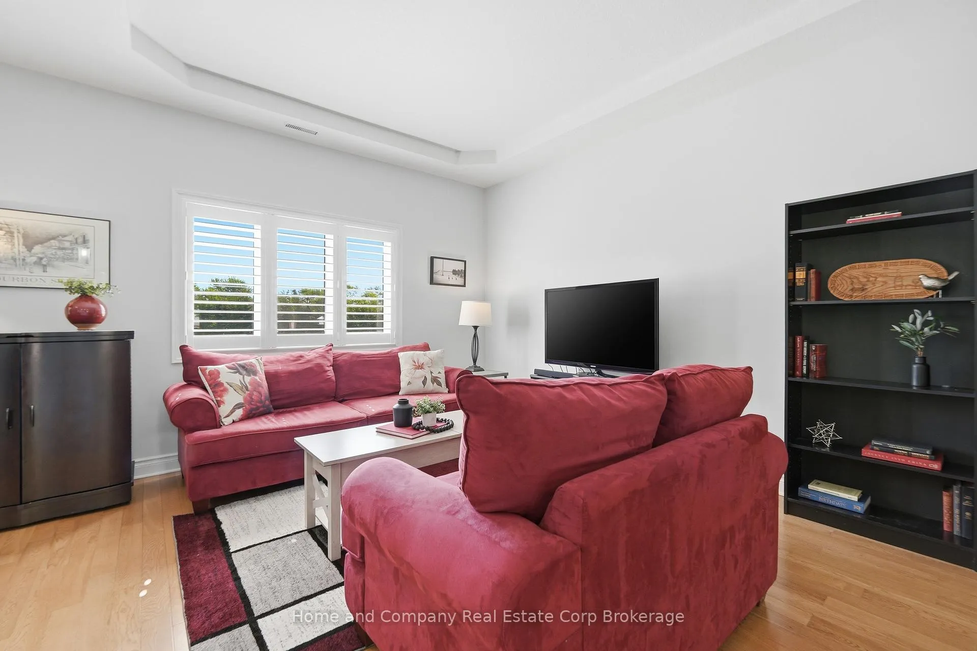 Photo 7 of 11 Bayfield Mews Lane, Bluewater, Bayfield — HOMEH