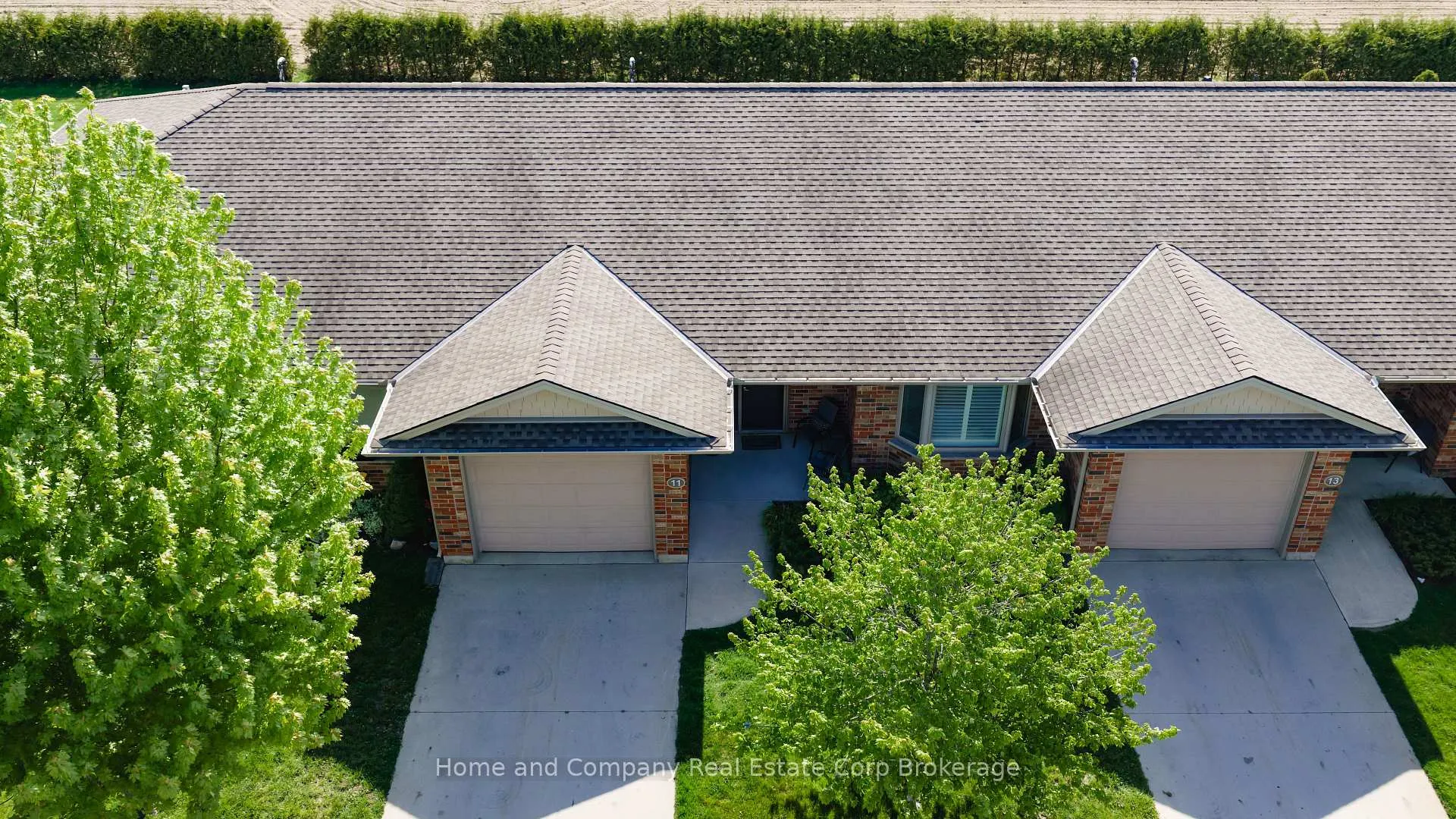 Photo 25 of 11 Bayfield Mews Lane, Bluewater, Bayfield — HOMEH