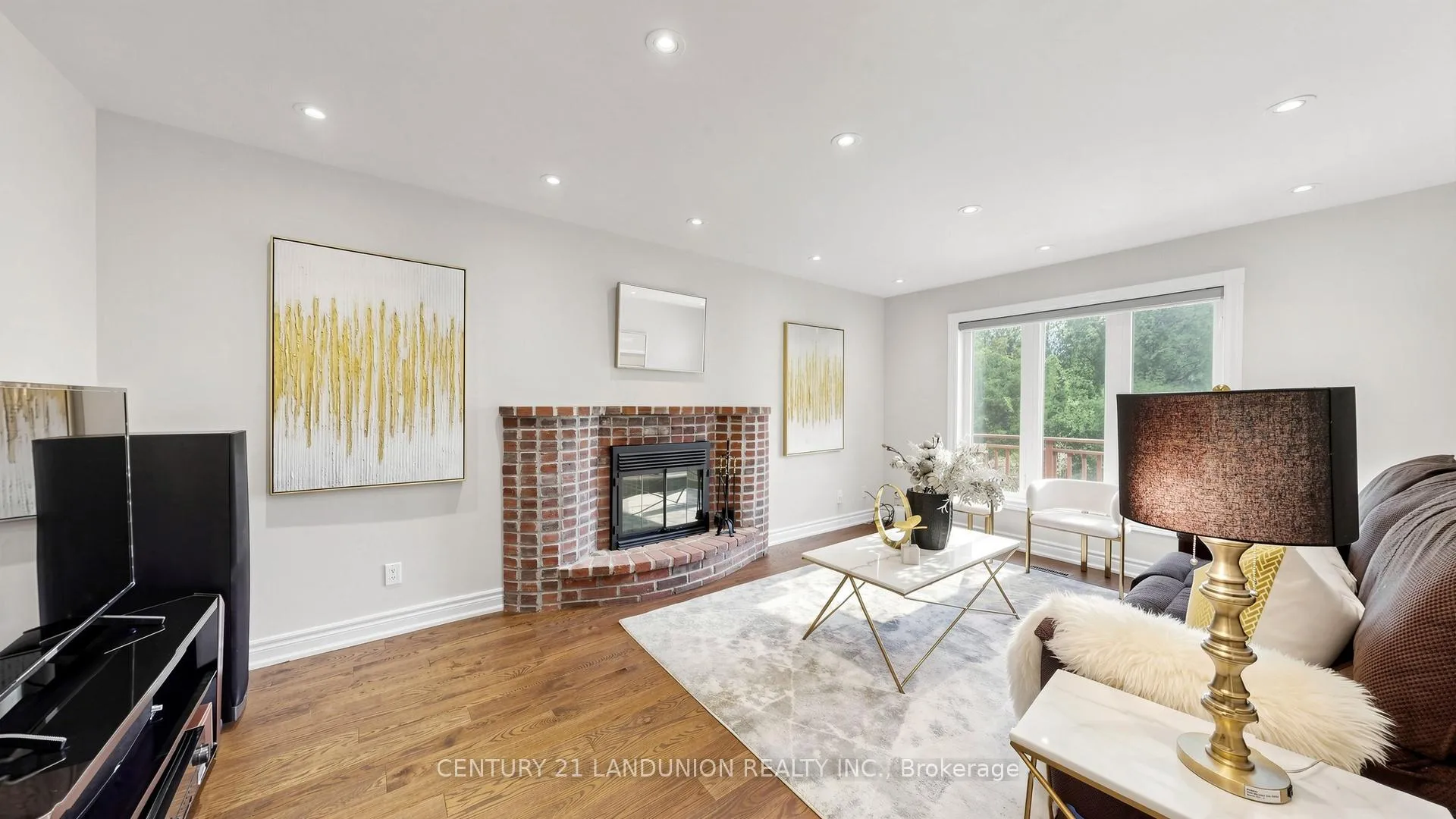 Photo 13 of 37 Millstone Court, Markham, Unionville — HOMEH