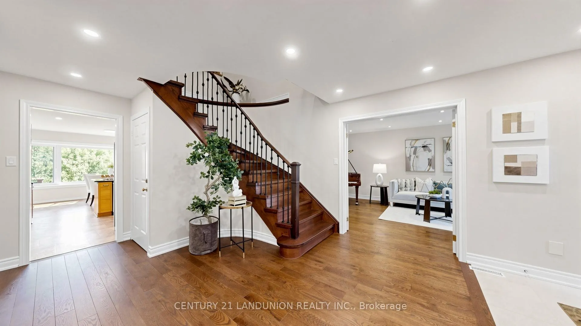 Photo 21 of 37 Millstone Court, Markham, Unionville — HOMEH