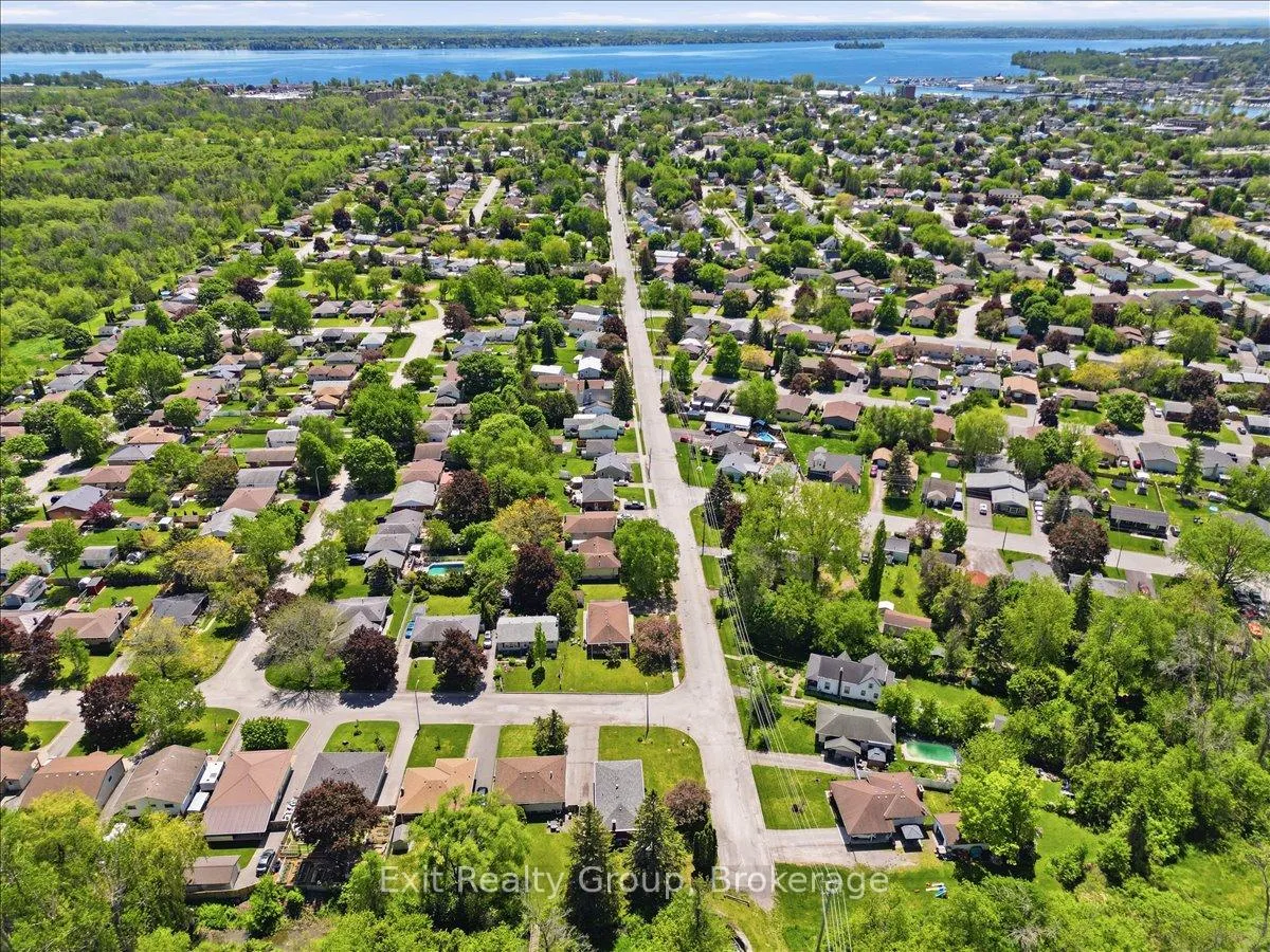 Photo 2 of 261 Byron Street, Quinte West, Sidney Ward — HOMEH
