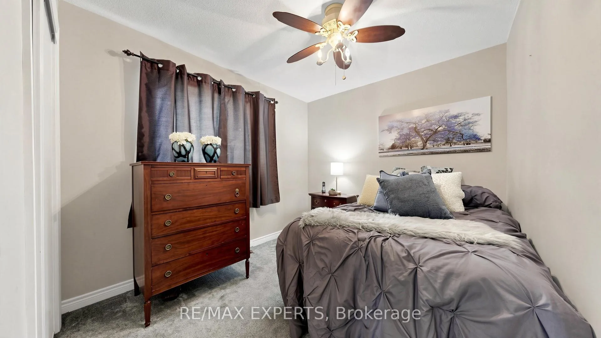 Photo 17 of 229 Rosanna Crescent, Vaughan, Maple — HOMEH
