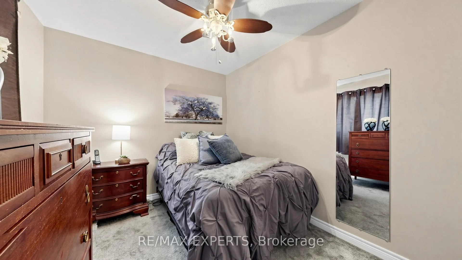 Photo 18 of 229 Rosanna Crescent, Vaughan, Maple — HOMEH