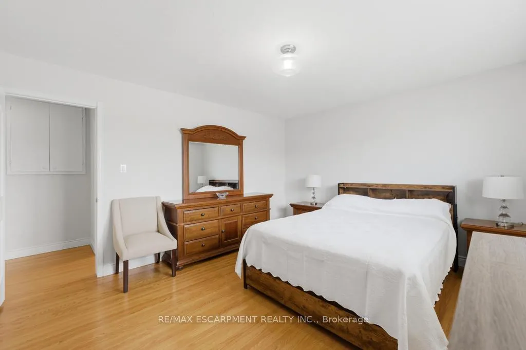 Photo 12 of 68 Nugent Drive, Hamilton, Kentley — HOMEH