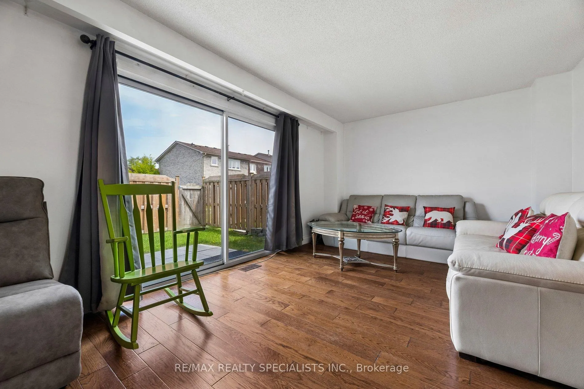 Photo 13 of Unit 72, 580 Eyer Drive, Pickering, West Shore — HOMEH