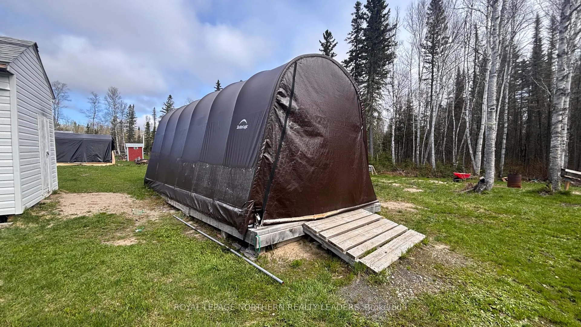 Photo 15 of 372 Spruce Avenue, Cochrane — HOMEH