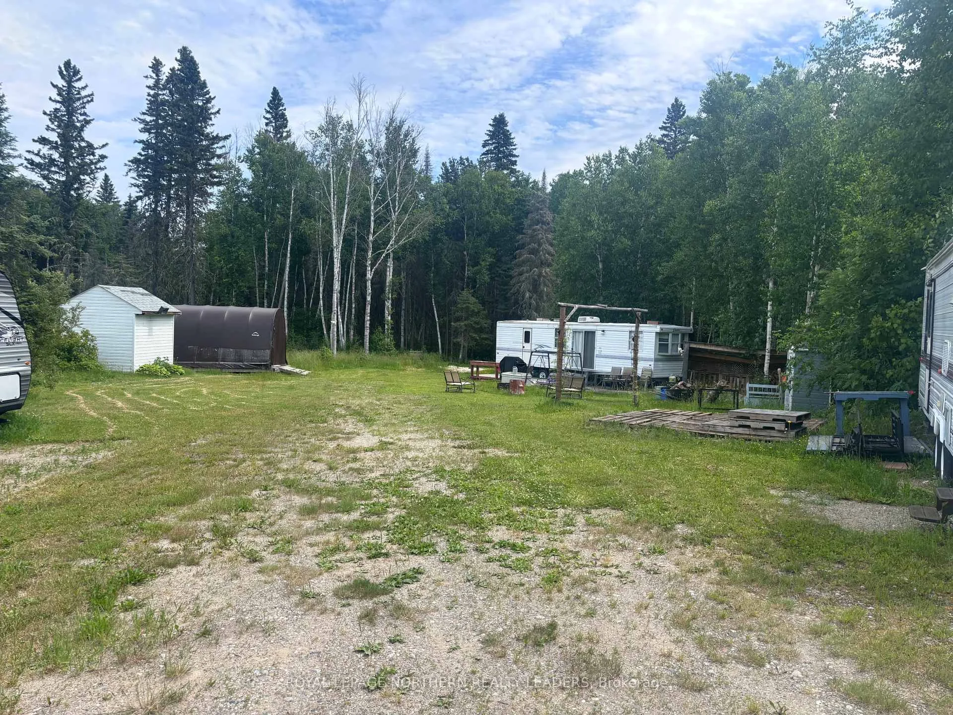 Photo 1 of 372 Spruce Avenue, Cochrane — HOMEH