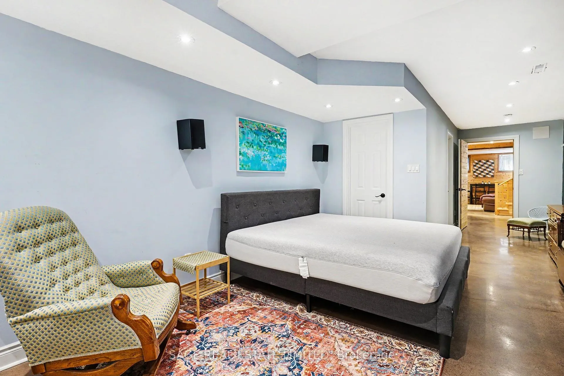 Photo 12 of Unit Lower, 501 Winona Drive, Toronto, Oakwood Village — HOMEH