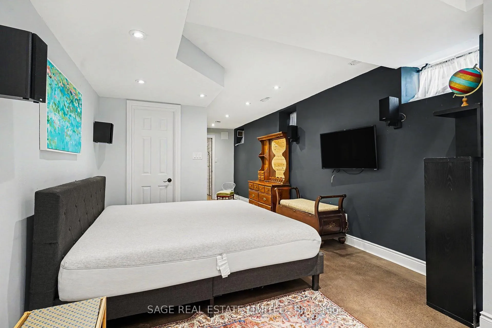 Photo 14 of Unit Lower, 501 Winona Drive, Toronto, Oakwood Village — HOMEH
