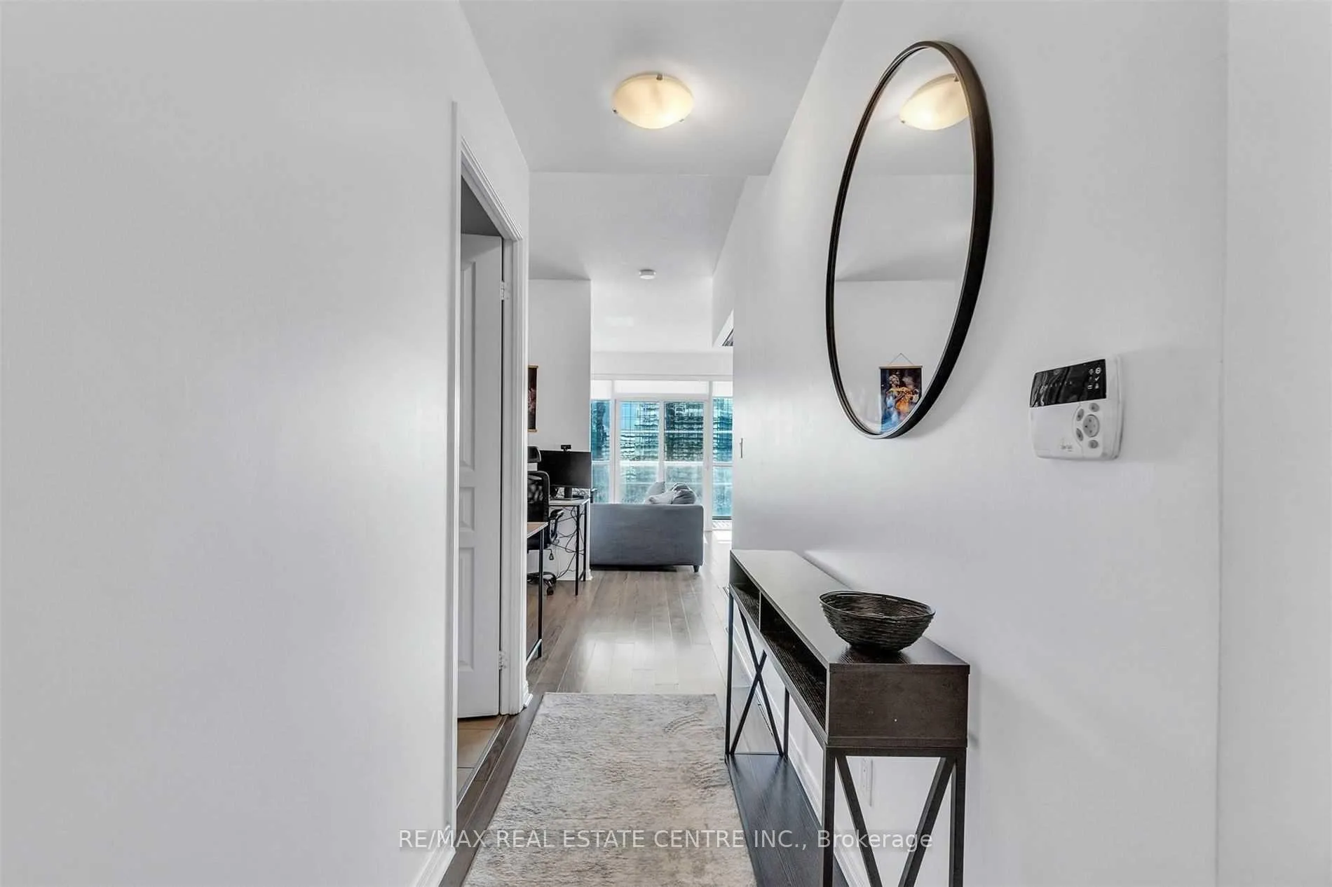 Photo 8 of Unit 1413, 352 Front Street W, Toronto, Waterfront Communities — HOMEH
