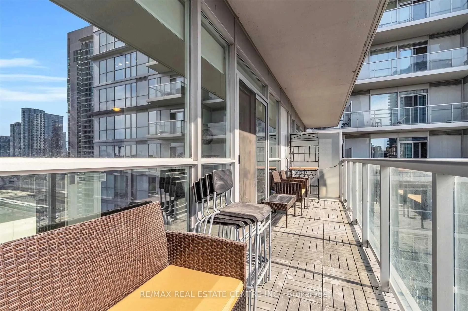 Photo 19 of Unit 1413, 352 Front Street W, Toronto, Waterfront Communities — HOMEH