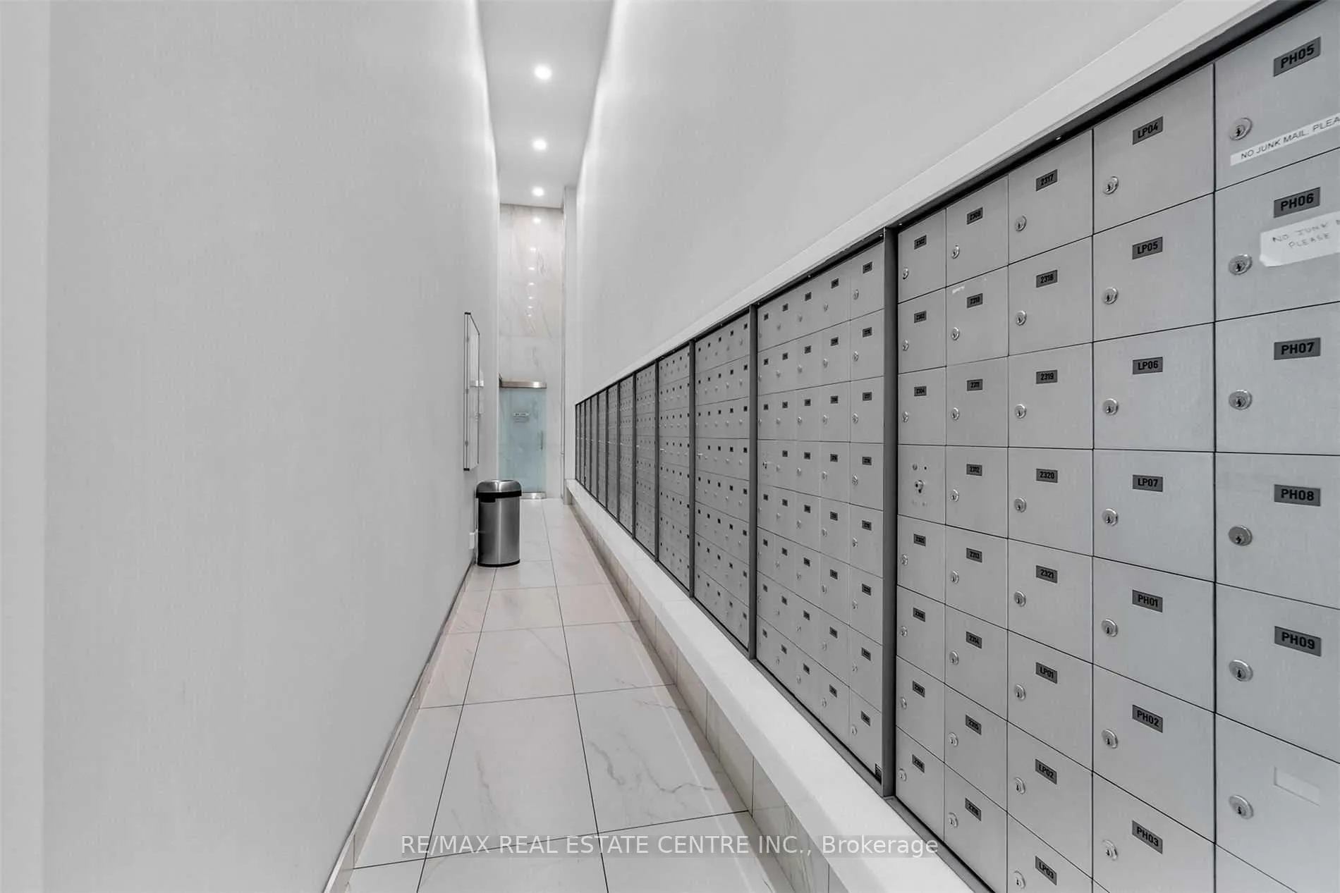 Photo 29 of Unit 1413, 352 Front Street W, Toronto, Waterfront Communities — HOMEH